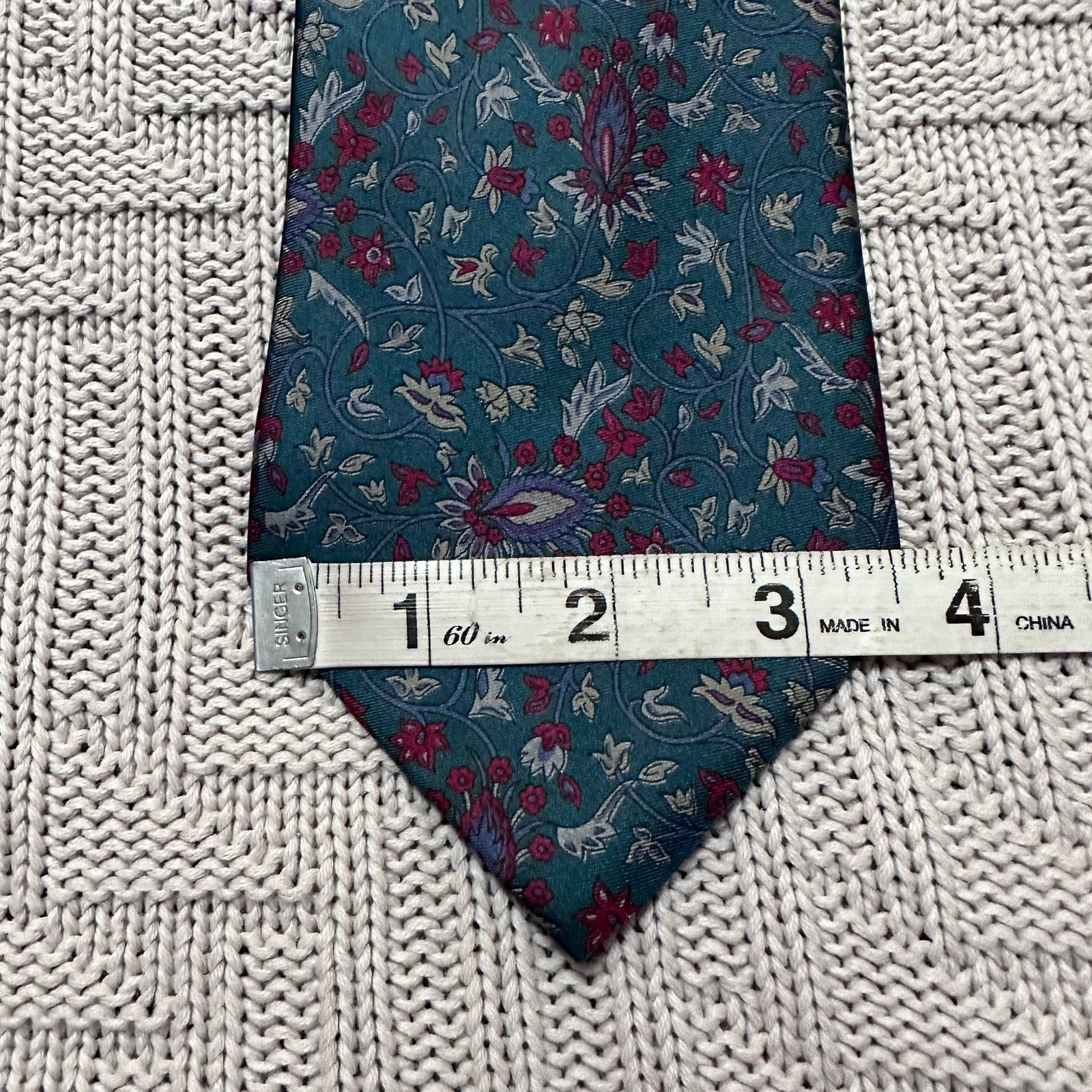 Oleg Cassini Vintage Oleg Cassini hunter green tapestry print men's tie Size ONE SIZE - 5 Thumbnail