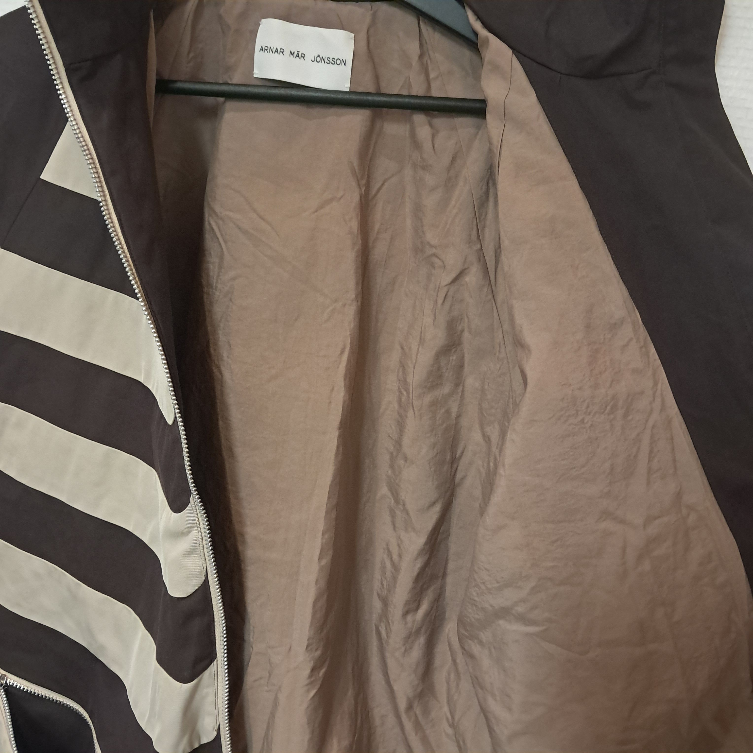 Arnar Mar Jonsson White & brown track jacket Size US S / EU 44-46 / 1 - 6 Thumbnail