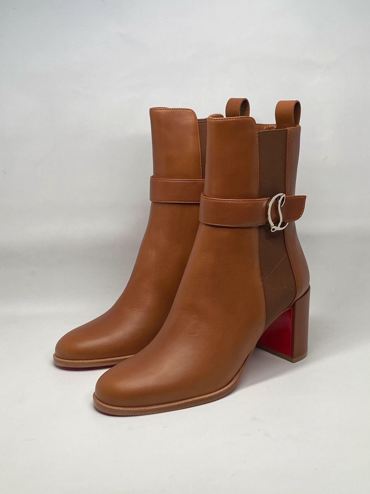 Christian Louboutin Christian Louboutin Leather 70 Chelsea Booties size 39.5 Size US 9.5 / IT 39.5 - 5 Thumbnail