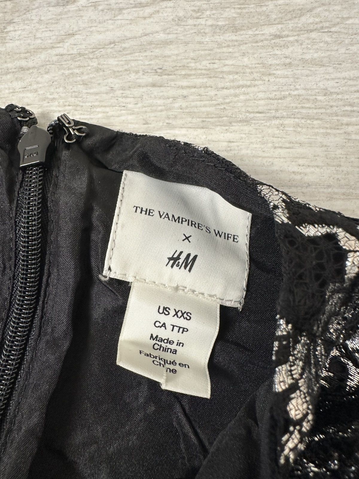H&M The Vampire's Wife x H&M Metallic Black Lace Mini Dress Size XXS / US 00 / IT 34 - 4 Thumbnail