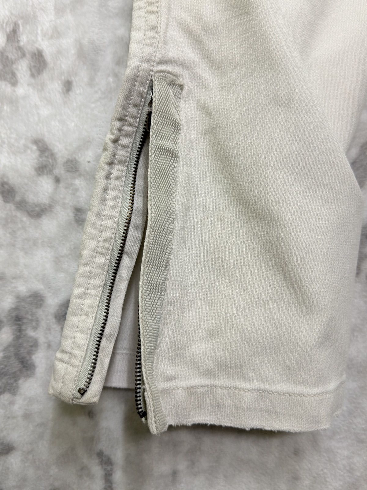 Abercrombie & Fitch Abercrombie & Fitch Flare Cargo Zipper Ankle Multipocket Size US 29 - 8 Thumbnail