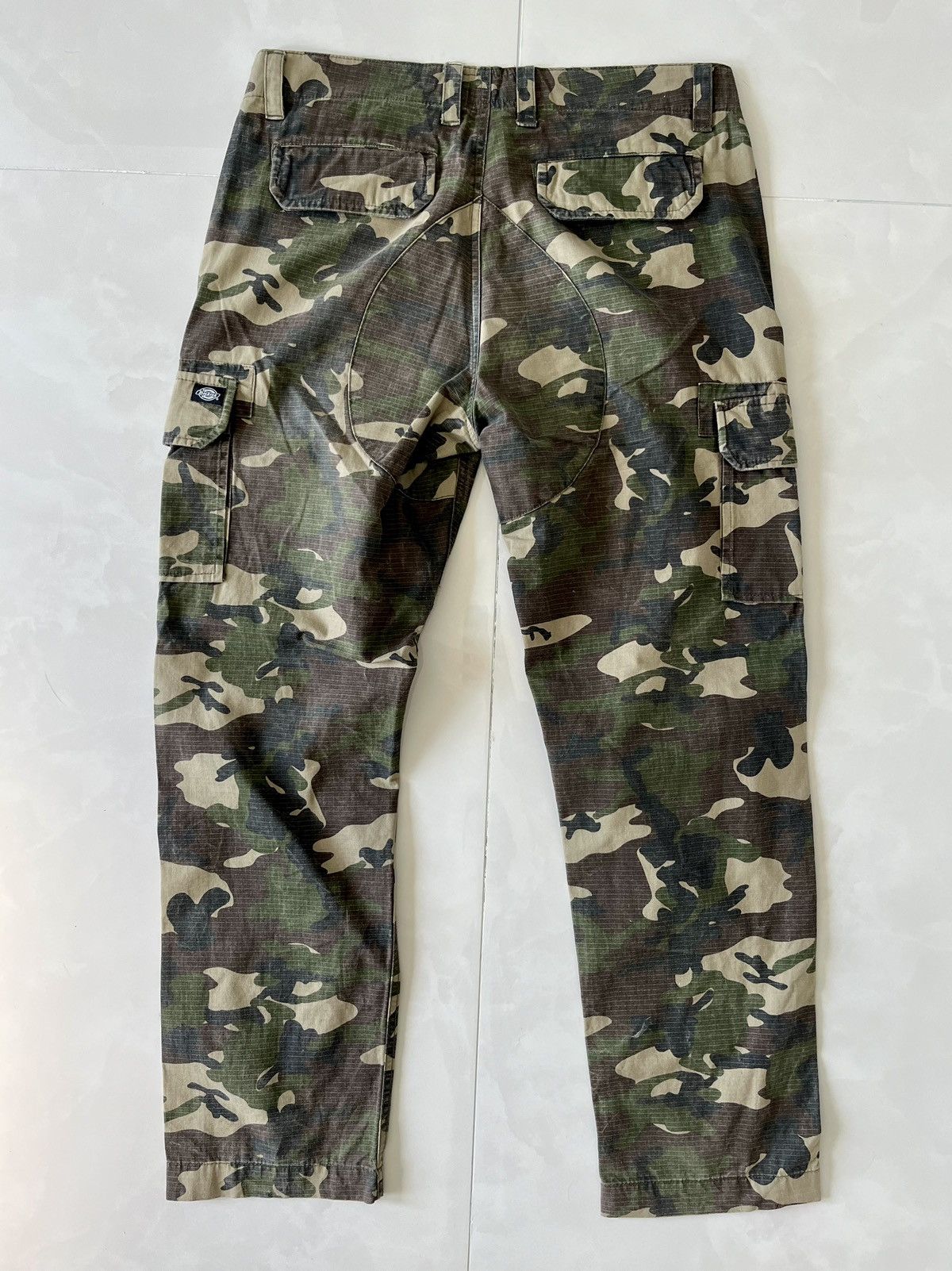 Dickies Dickies camo cargo pants Size US 34 / EU 50 - 2 Thumbnail