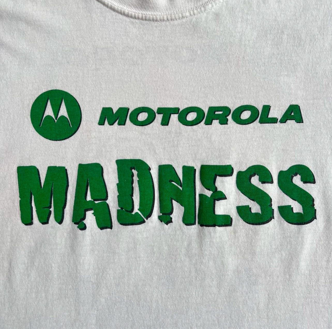 Hanes Vintage Y2K, Motorola madness, promotional employee T-shirt Size US XL / EU 56 / 4 - 3 Thumbnail