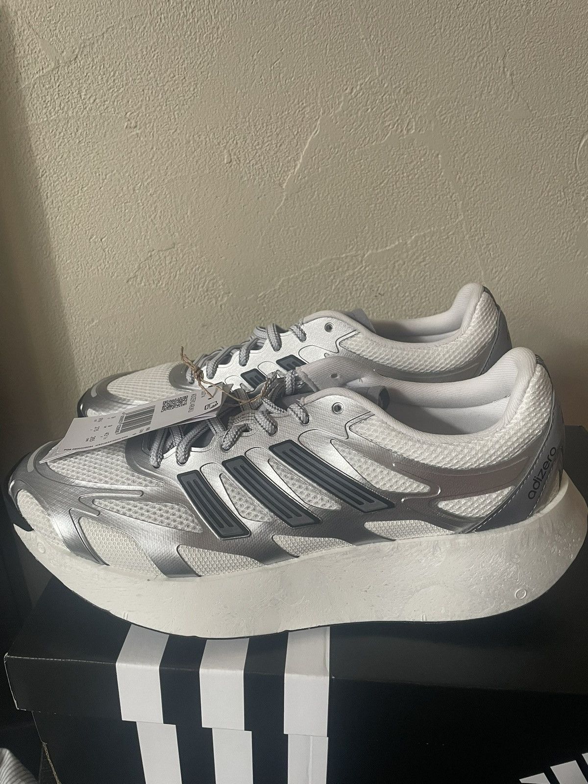 Adidas Adidas Adizero Aruku Size US 9.5 / EU 42-43 - 2 Thumbnail