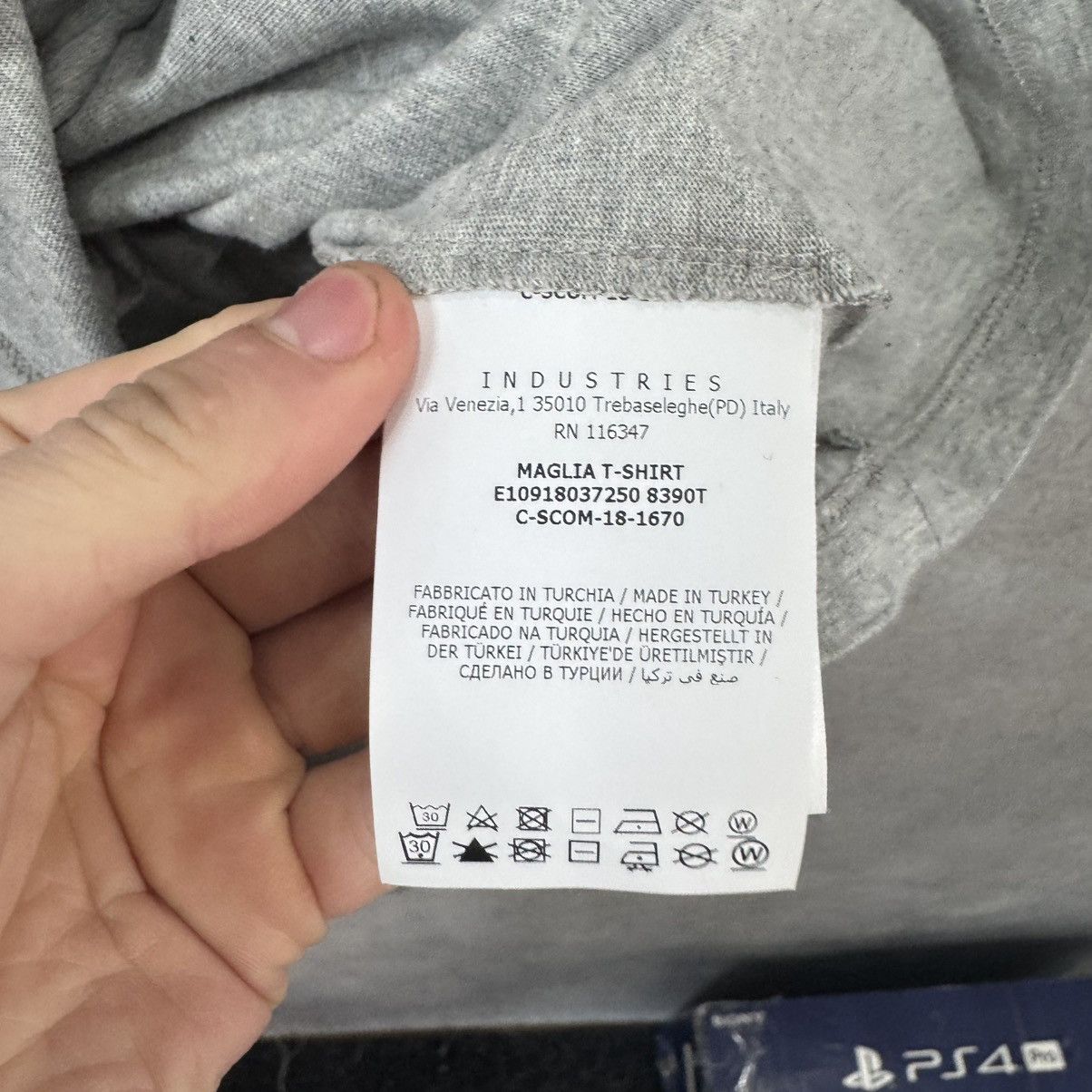 Moncler Moncler T Shirt Size US S / EU 44-46 / 1 - 7 Thumbnail