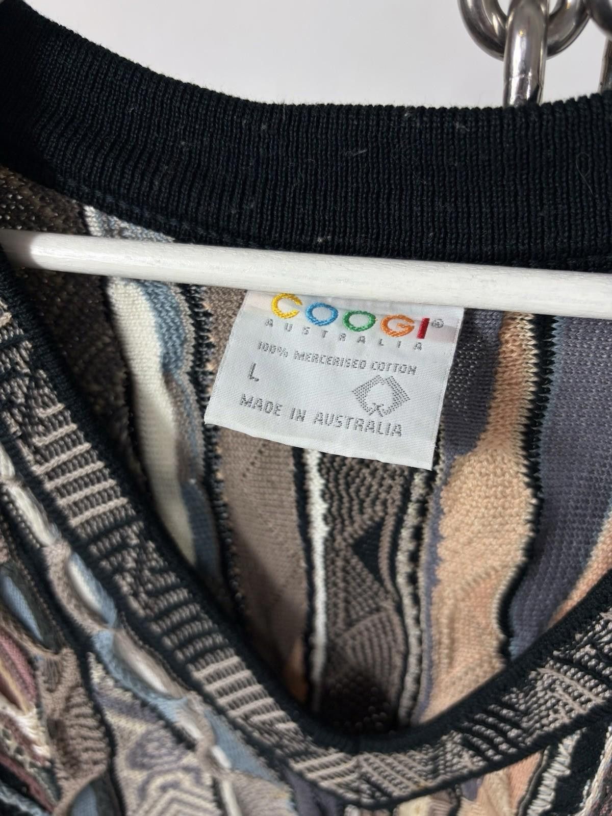 Coogi Vintage Coogi Australia V - Neck 3D Crazy Knit Sweater Size US L / EU 52-54 / 3 - 6 Thumbnail