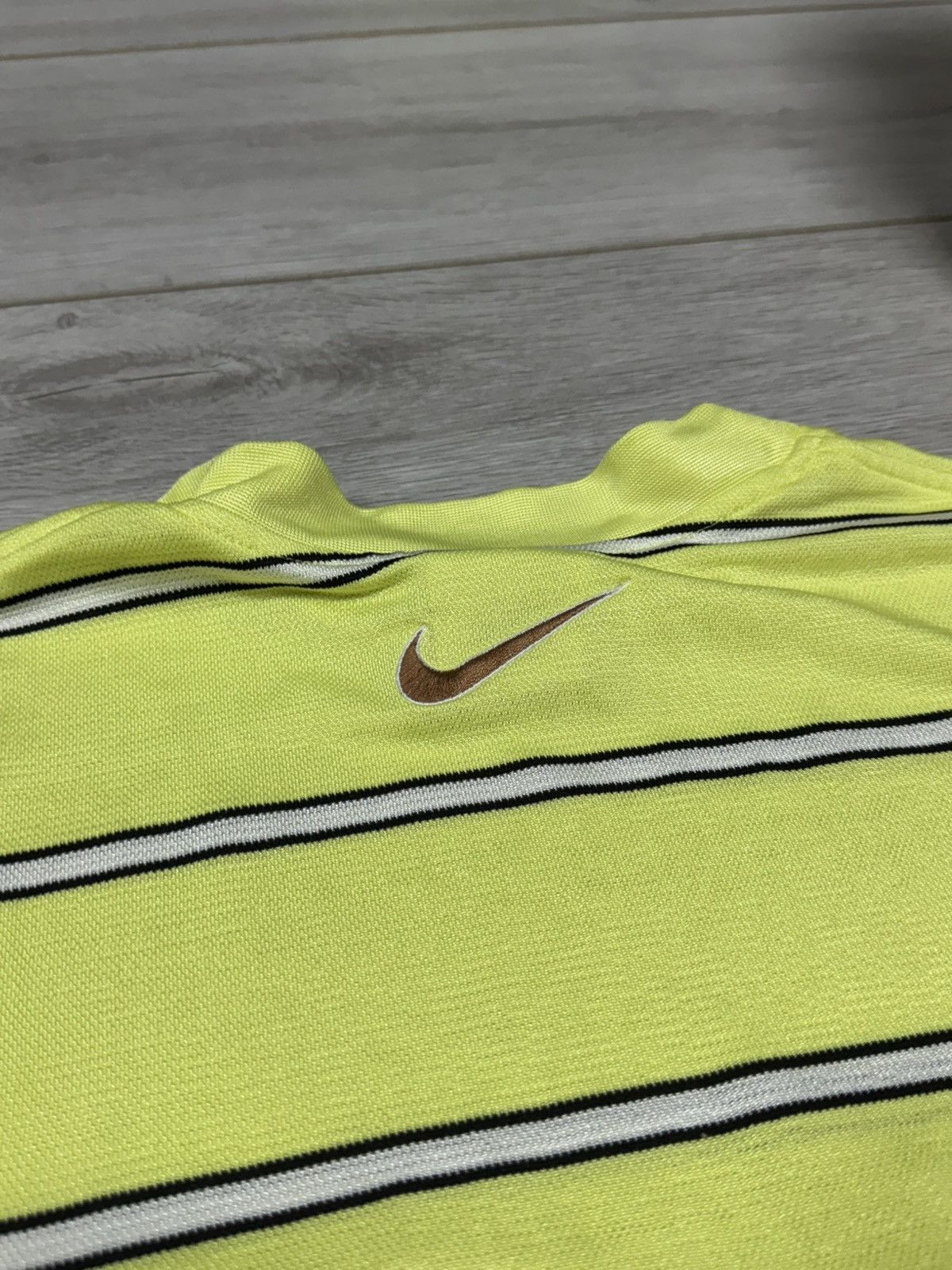 Nike Nike vintage striped 90s vintage big swoosh tee shirt Size US S / EU 44-46 / 1 - 5 Thumbnail