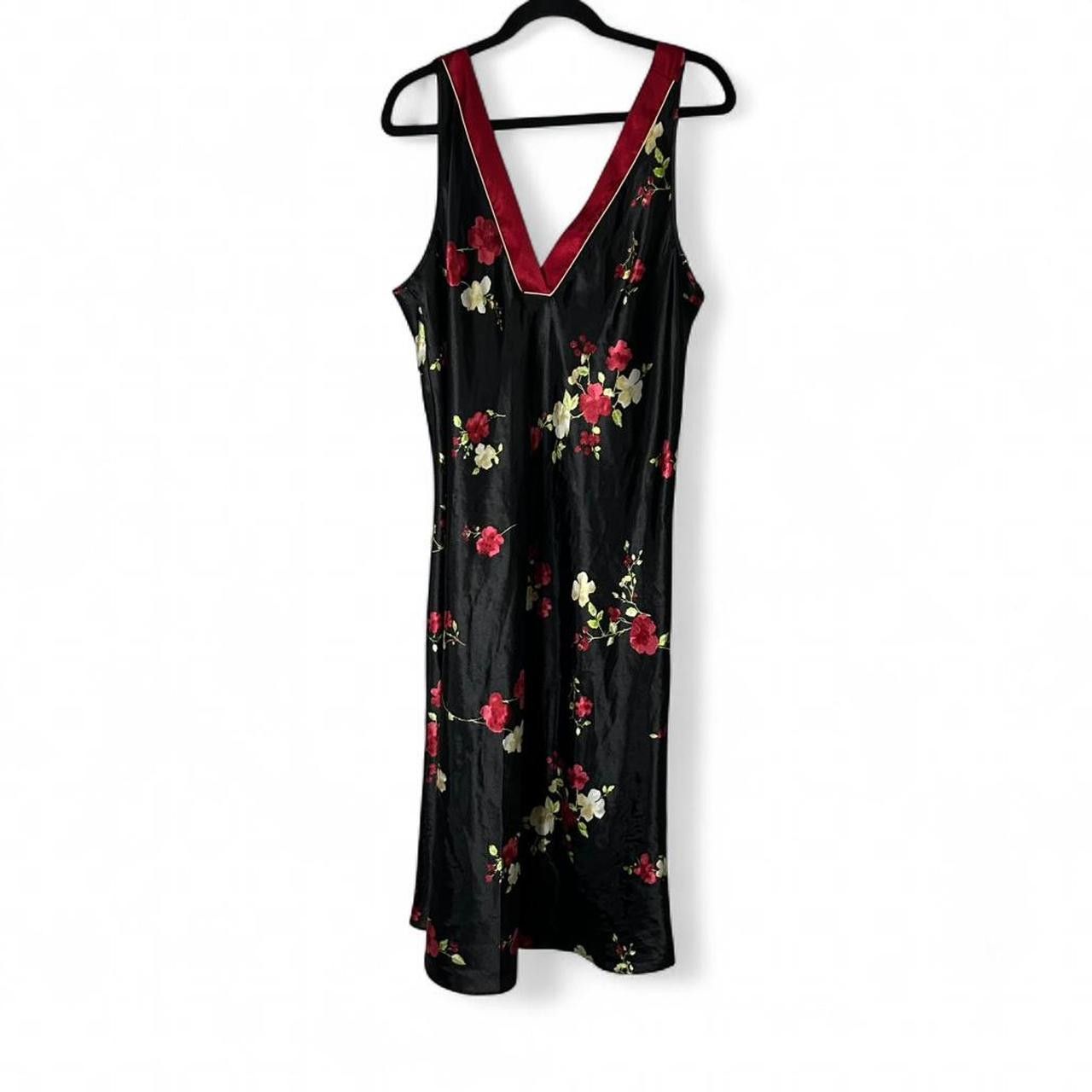Jones New York Vintage Jones New York Black Floral Sleeveless... Size XL / US 12-14 / IT 48-50 - 1 Thumbnail