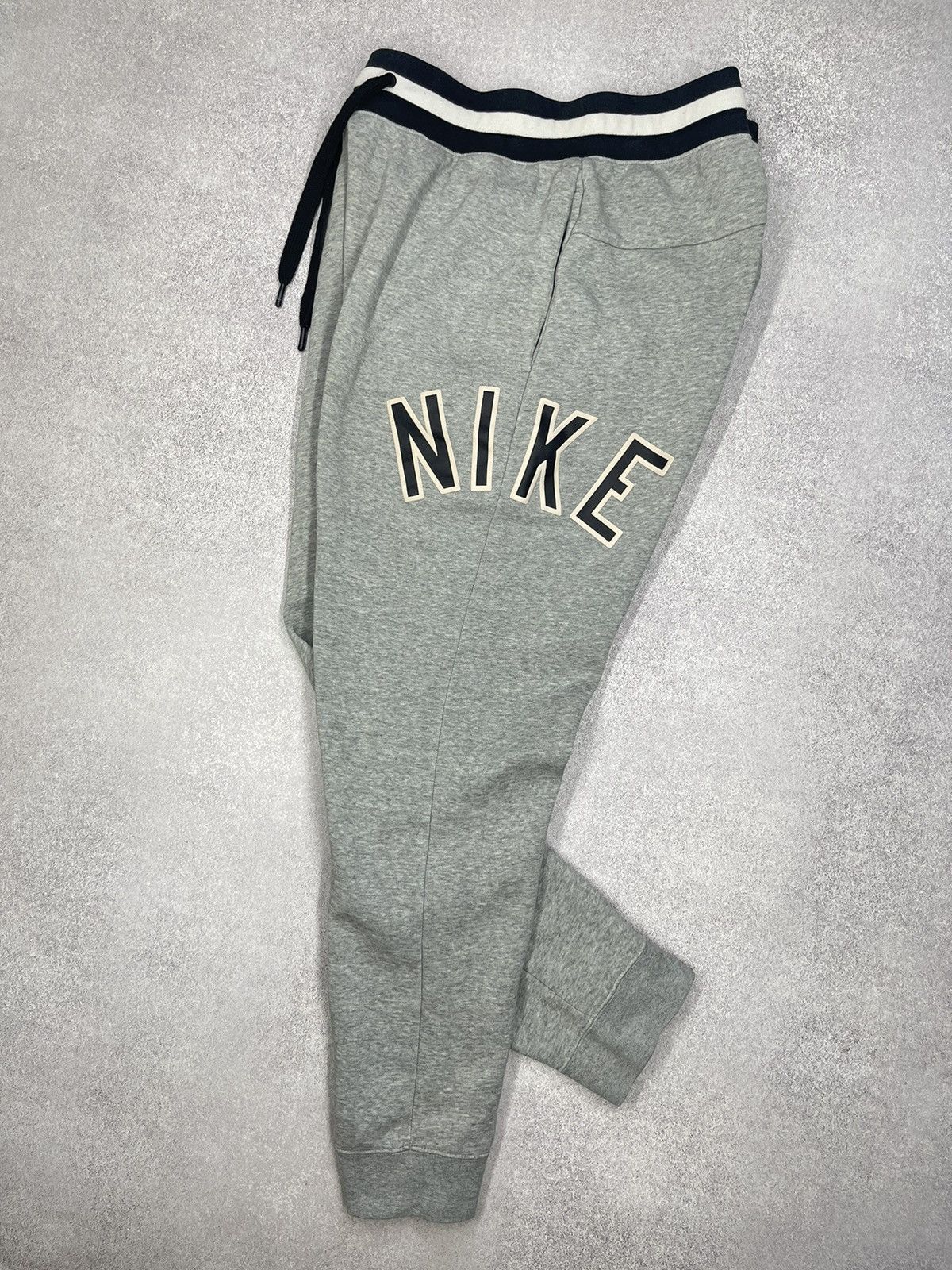 Nike Nike Air Sweatpants Joggers Grey Drill Big Logo Swoosh Y2K Size US 34 / EU 50 - 1 Thumbnail