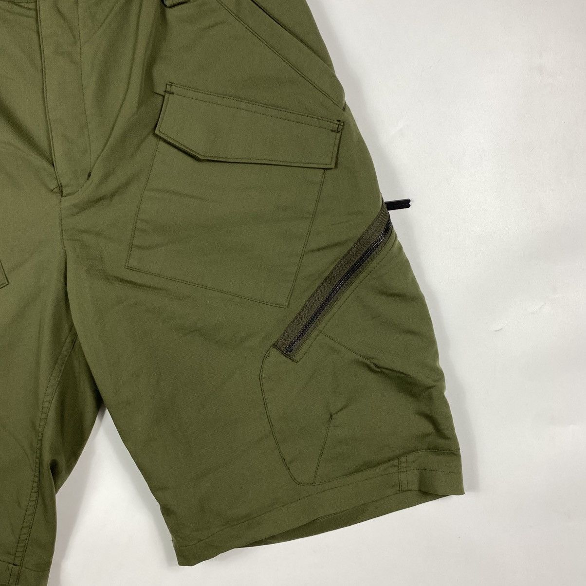 White Mountaineering White Mountaineering - Stretched Cargo Short Size US 32 / EU 48 - 4 Thumbnail