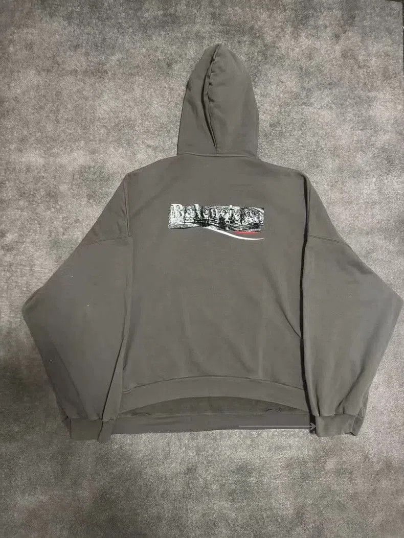 Balenciaga Balenciaga Coke Print Hoodie Gray. Size US S / EU 44-46 / 1 - 2 Thumbnail