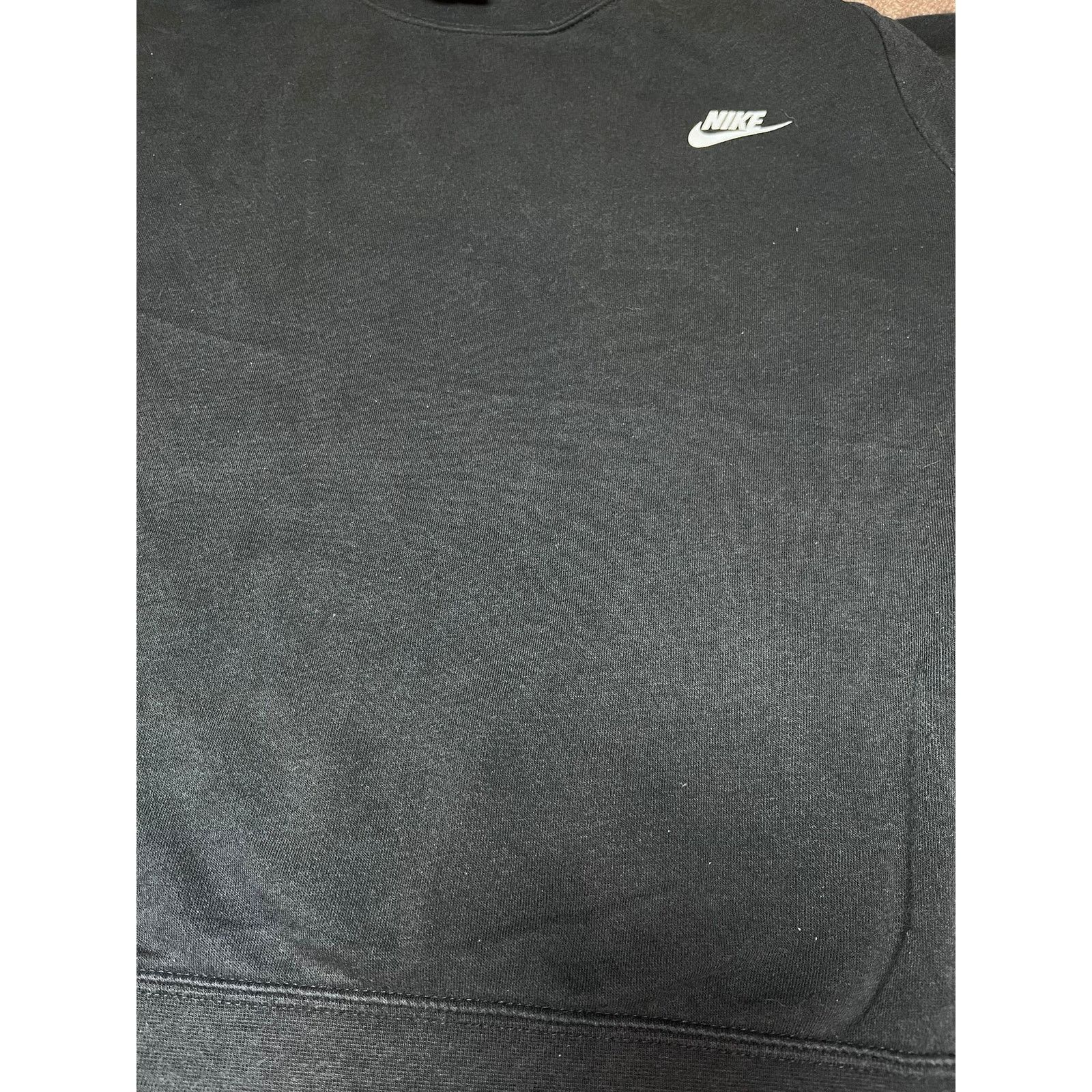 Nike 🖤 Nike Embroidered Logo Crewneck Sweatshirt – Black Size S Size S / US 4 / IT 40 - 4 Thumbnail