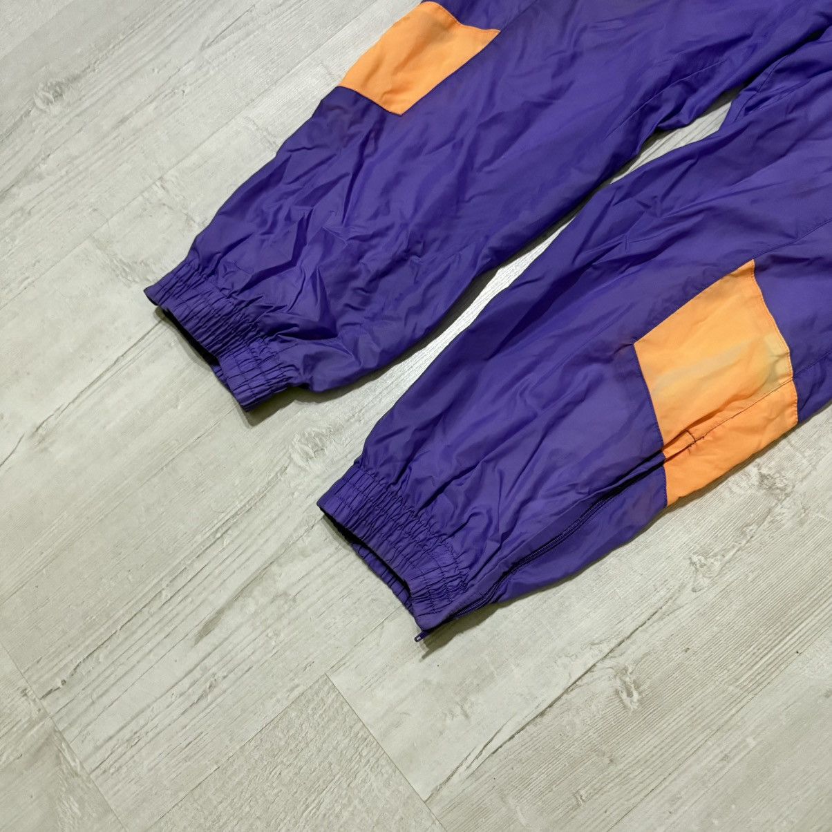 Vintage Nike Vintage Nylon Purple TrackPants 90s Streetwear Size US 31 - 5 Thumbnail