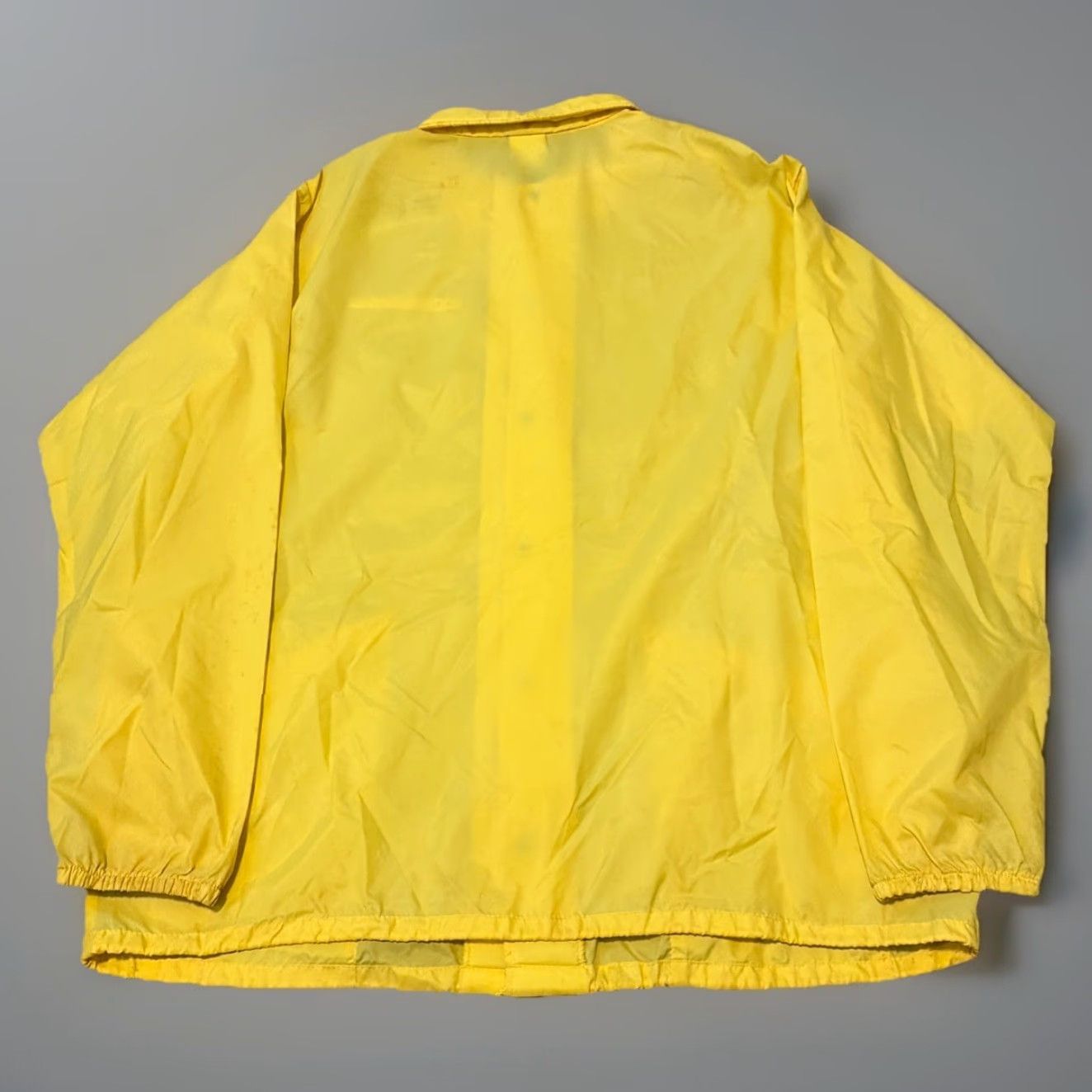Vintage VINTAGE 70s Yellow Button Front Hilton Windbreaker Jacket - Men XL Nylon, Roe ROC Properties, Jacket Size US XL / EU 56 / 4 - 2 Thumbnail