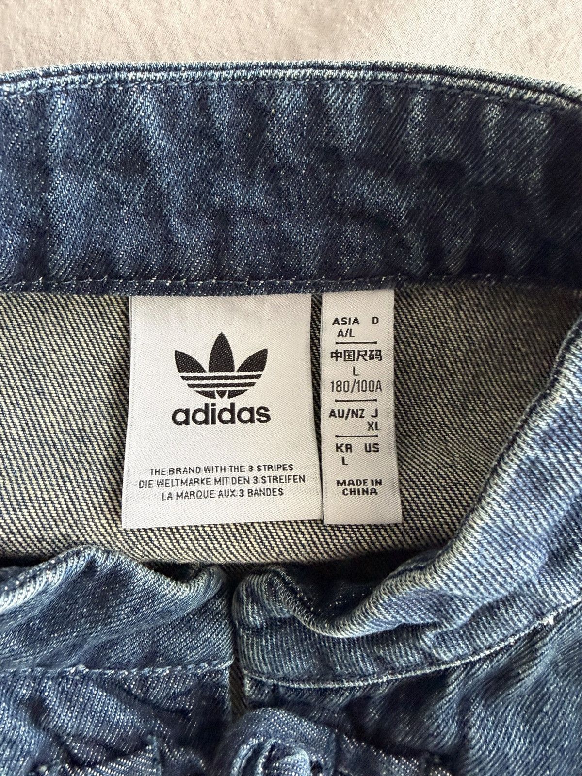 Adidas Adidas Denim Chinese New Year Tang Jacket Size US L / EU 52-54 / 3 - 4 Thumbnail