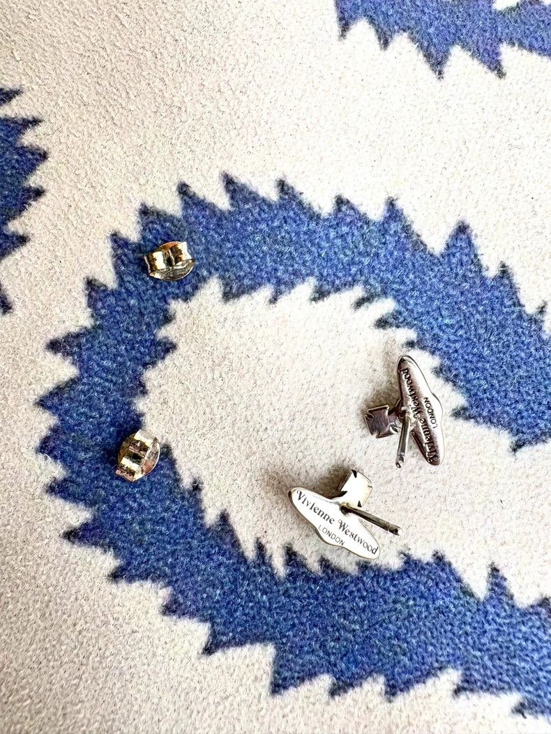 Vivienne Westwood Vivienne Westwood White Marble Saturn Stud Earrings Size ONE SIZE - 4 Thumbnail