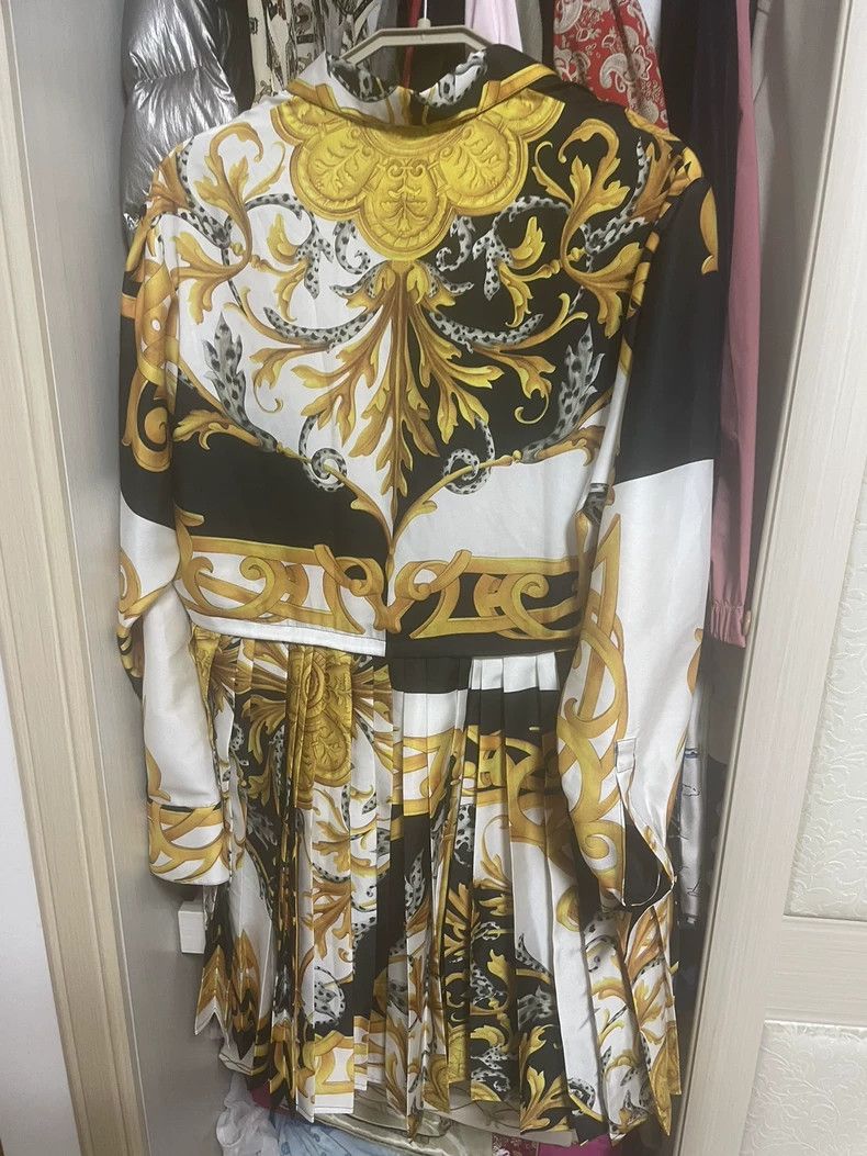 Versace Versace Mulberry silk dress Size M / US 6-8 / IT 42-44 - 3 Thumbnail