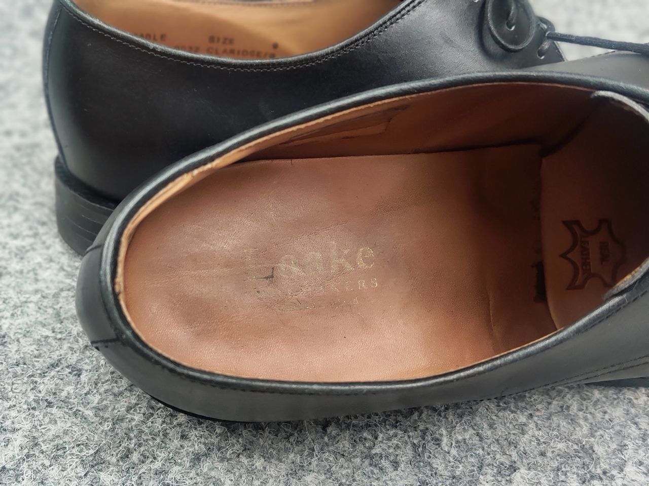 Loake Loake gable black Goodyear men's leather derby Lace up shoes Size US 10 / EU 43 - 16 Thumbnail