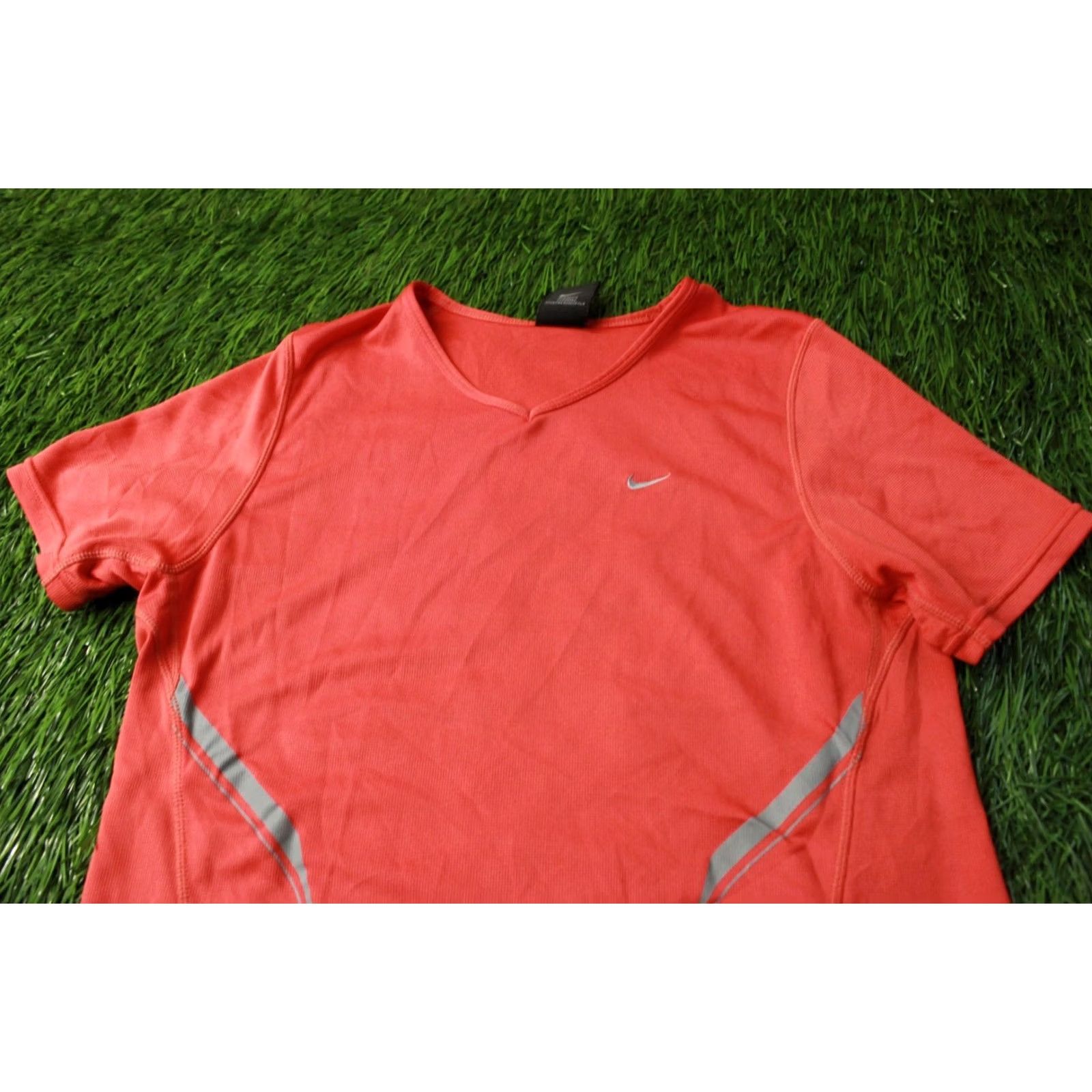 Nike Nike Dri-Fit Shirt Women L Coral Sport Jersey T-Shirt 90s Run Training Vintage Mens Girls? Size L / US 10 / IT 46 - 3 Thumbnail