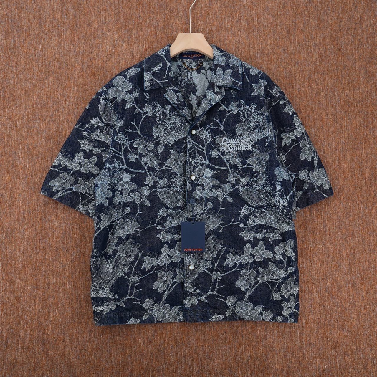Louis Vuitton Louis Vuitton Black Plant Print Short-Sleeve Shirt Size US XL / EU 56 / 4 - 1 Thumbnail