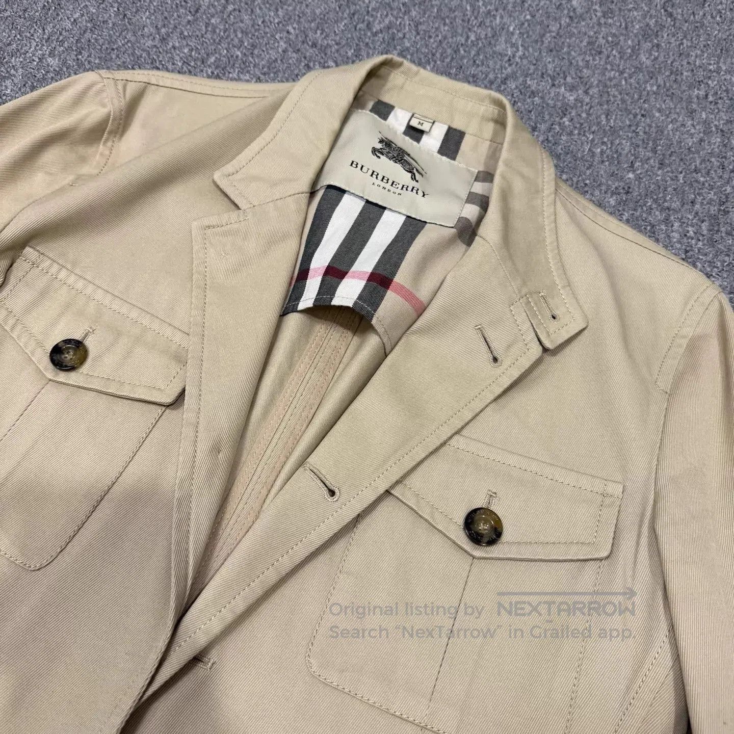 Burberry Beige Light Jacket with Pockets - Size M. Size US M / EU 48-50 / 2 - 3 Thumbnail