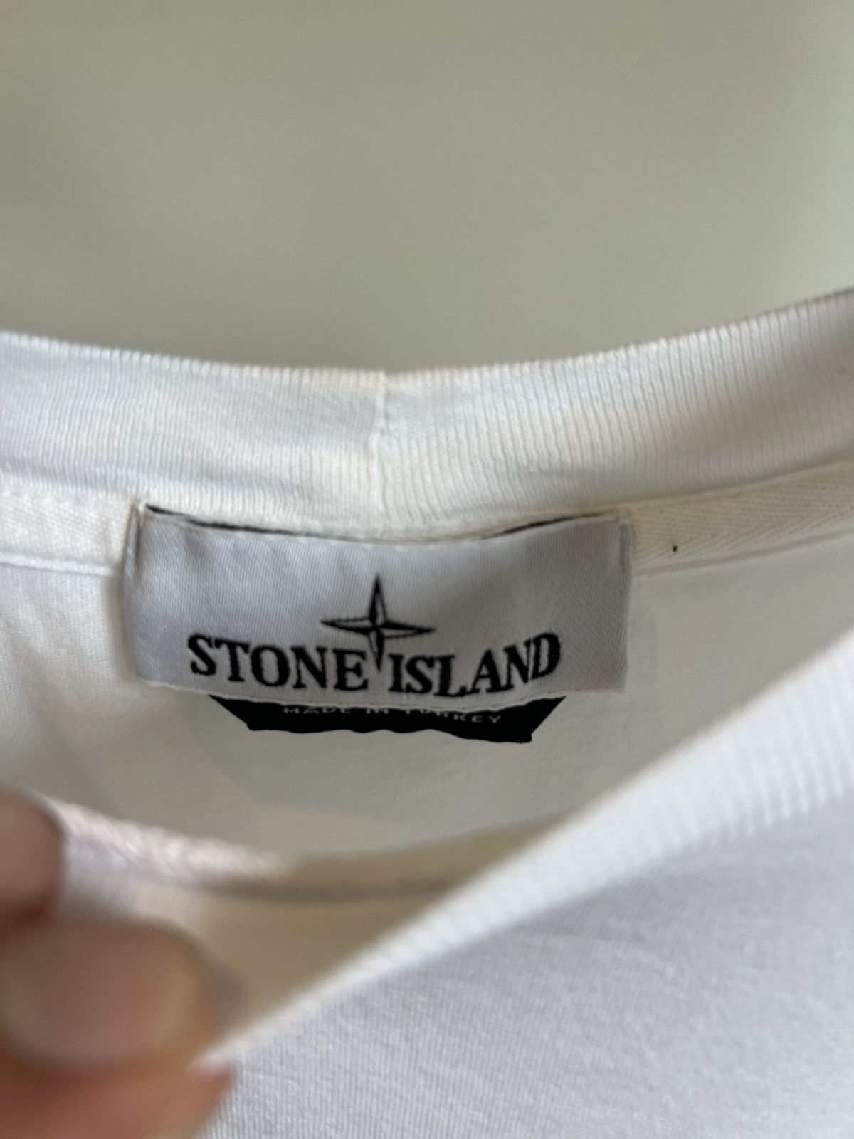Stone Island Stone Island Badge tee Size US M / EU 48-50 / 2 - 3 Thumbnail