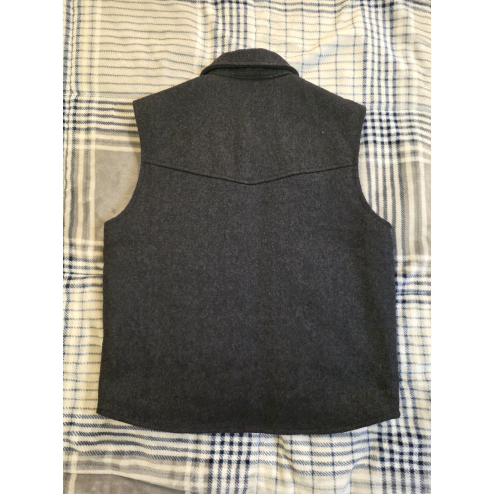 Vintage VINTAGE Cavenders Western Wear Quilt Lined Wool Vest Snap Mackinaw Gray Men's S NWOT Size US S / EU 44-46 / 1 - 2 Thumbnail