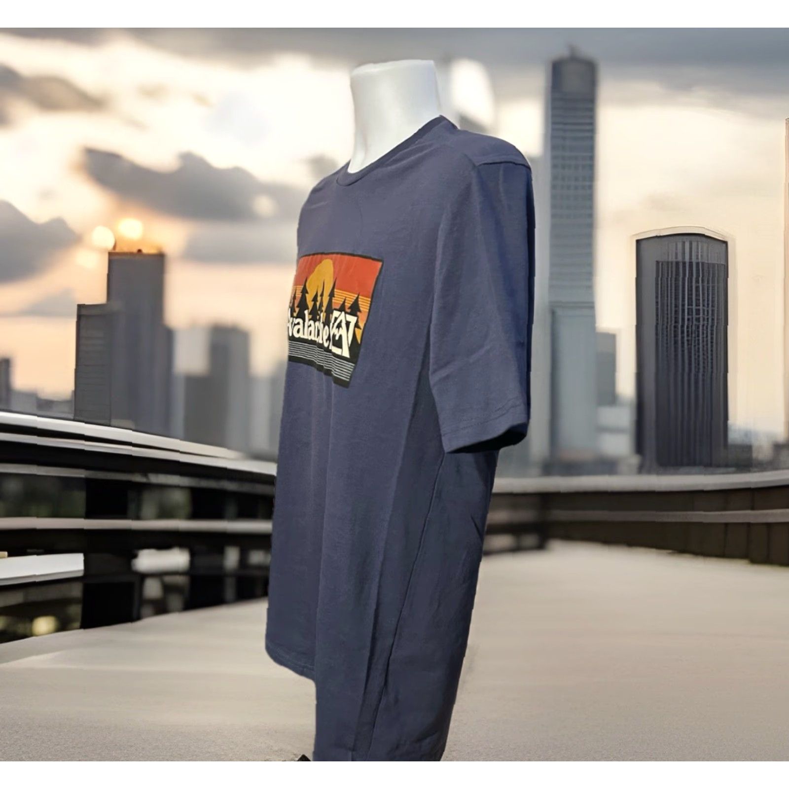 Avalanche VINTAGE Avalanche Outdoor Supply Co Shirt Men Medium Navy Camping Scene Short Sleeve Size US M / EU 48-50 / 2 - 5 Thumbnail