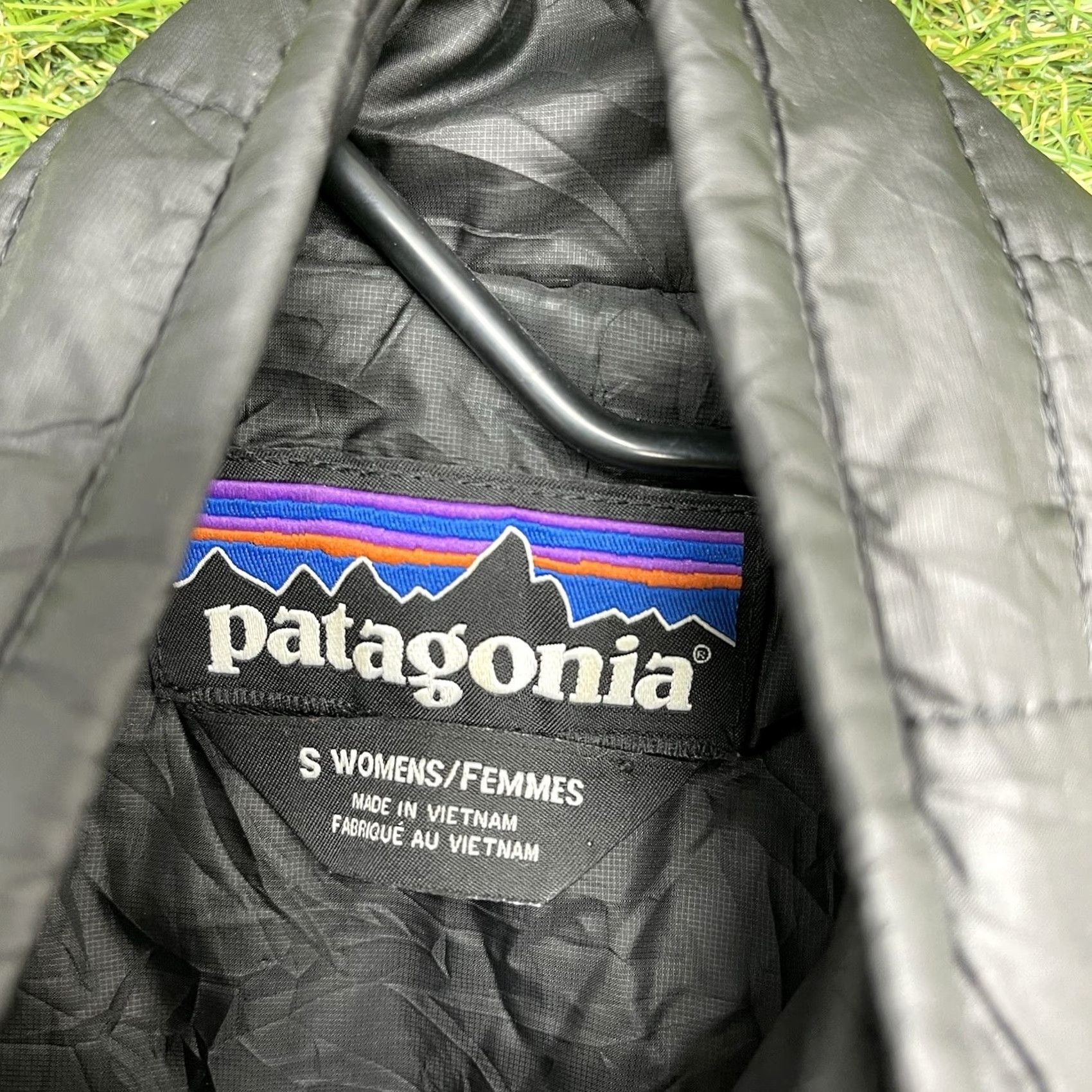 Patagonia Patagonia Nano Puff Jacket Women S Insulated Black 84217 PRIMALOFT Quilted Outdoor Winter Fall Spring Regular Fit Wool? Size S / US 4 / IT 40 - 4 Thumbnail