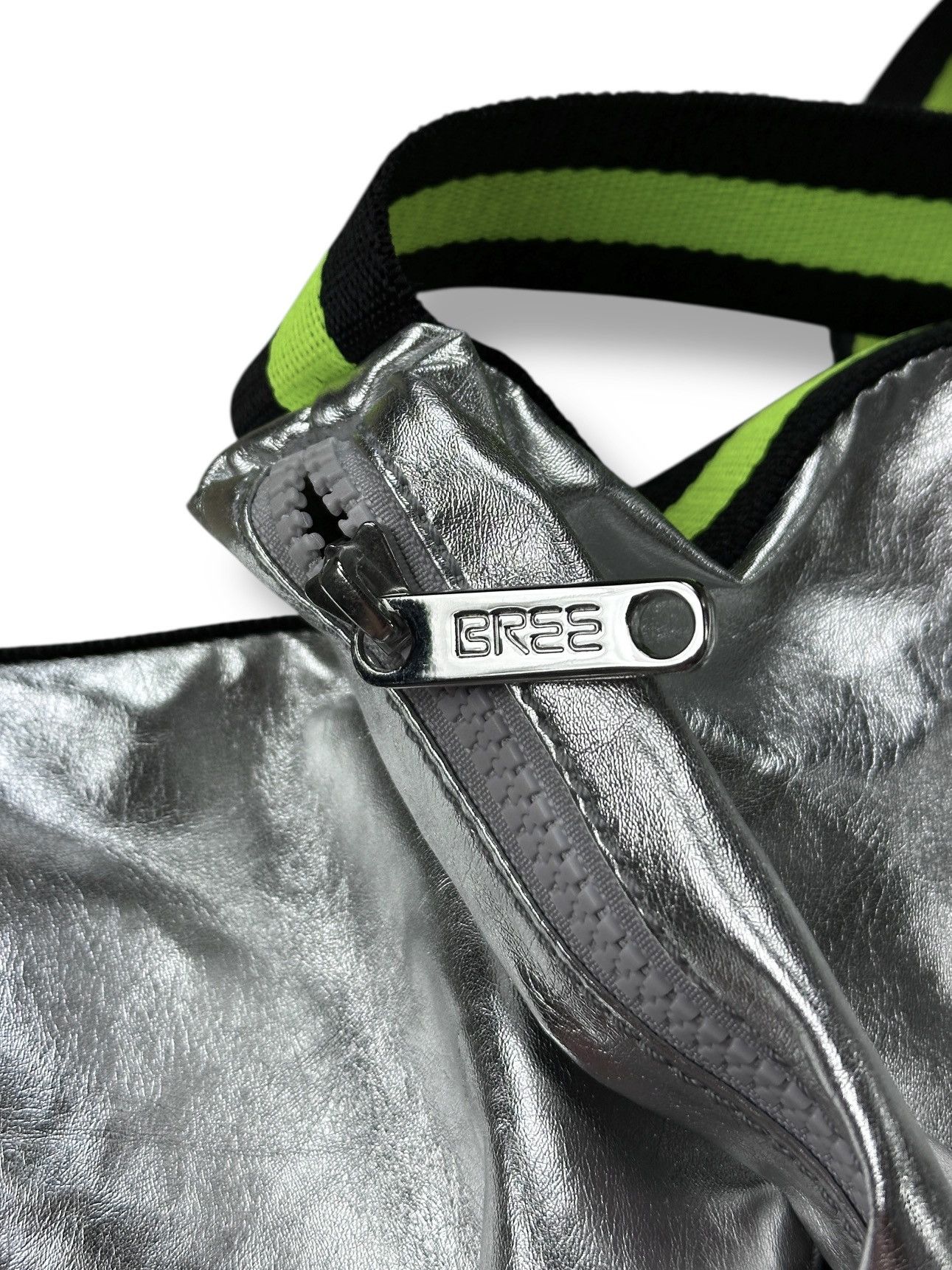 BREE BREE Mercedes Benz Silver Metallic Shopper Bag Size ONE SIZE - 10 Thumbnail