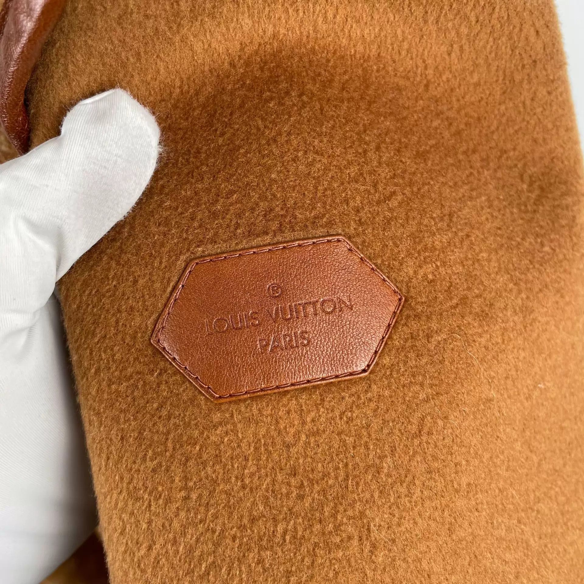 Louis Vuitton Louis Vuitton Caramel Monogram Robe Coat Size 40 Size M / US 6-8 / IT 42-44 - 3 Thumbnail