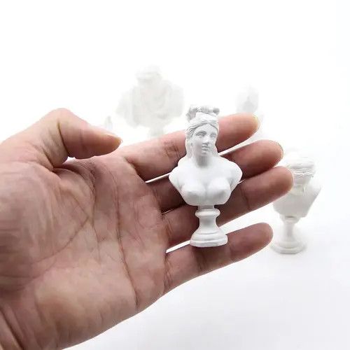 Jewelry Kimiko x Aika Venus Lady Potrait Resin Brooch Pins Size ONE SIZE - 6 Thumbnail