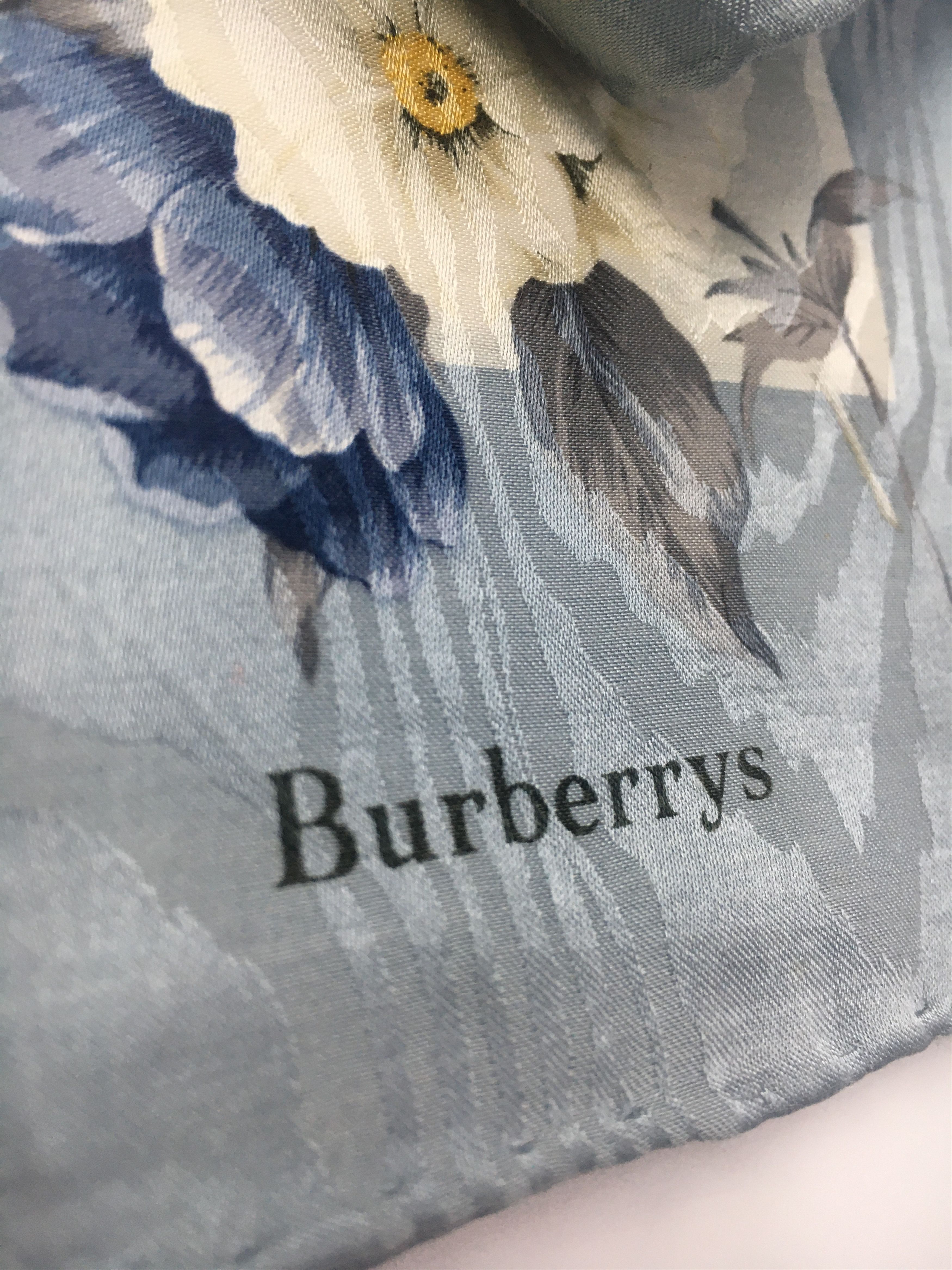 Burberry Vintage Burberrys Handkerchief Bandana Neckerchief HKC0032 Size ONE SIZE - 4 Thumbnail