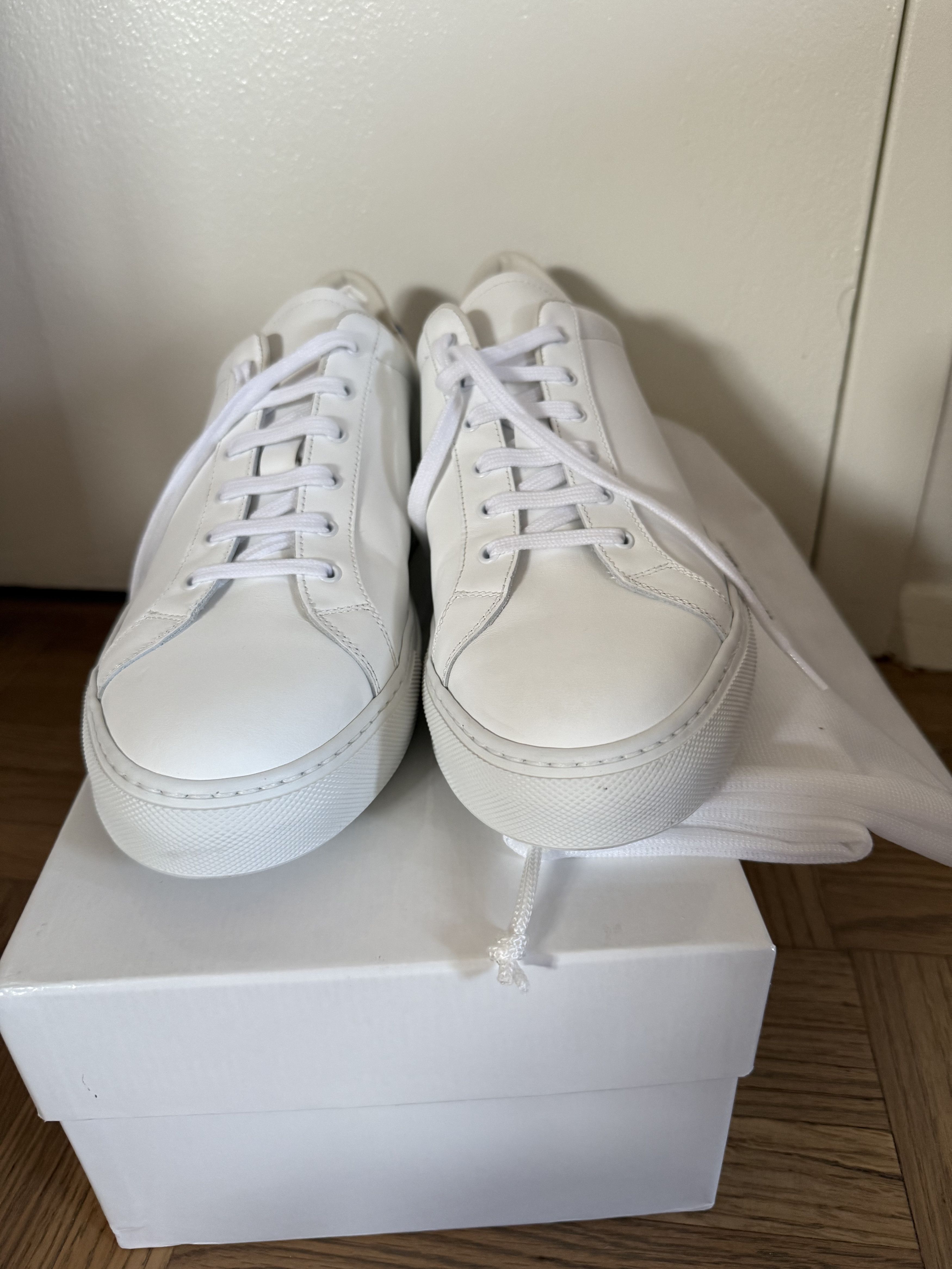 Common Projects Common Project Achilles white retro blue lows leather Size US 11 / EU 44 - 2 Thumbnail