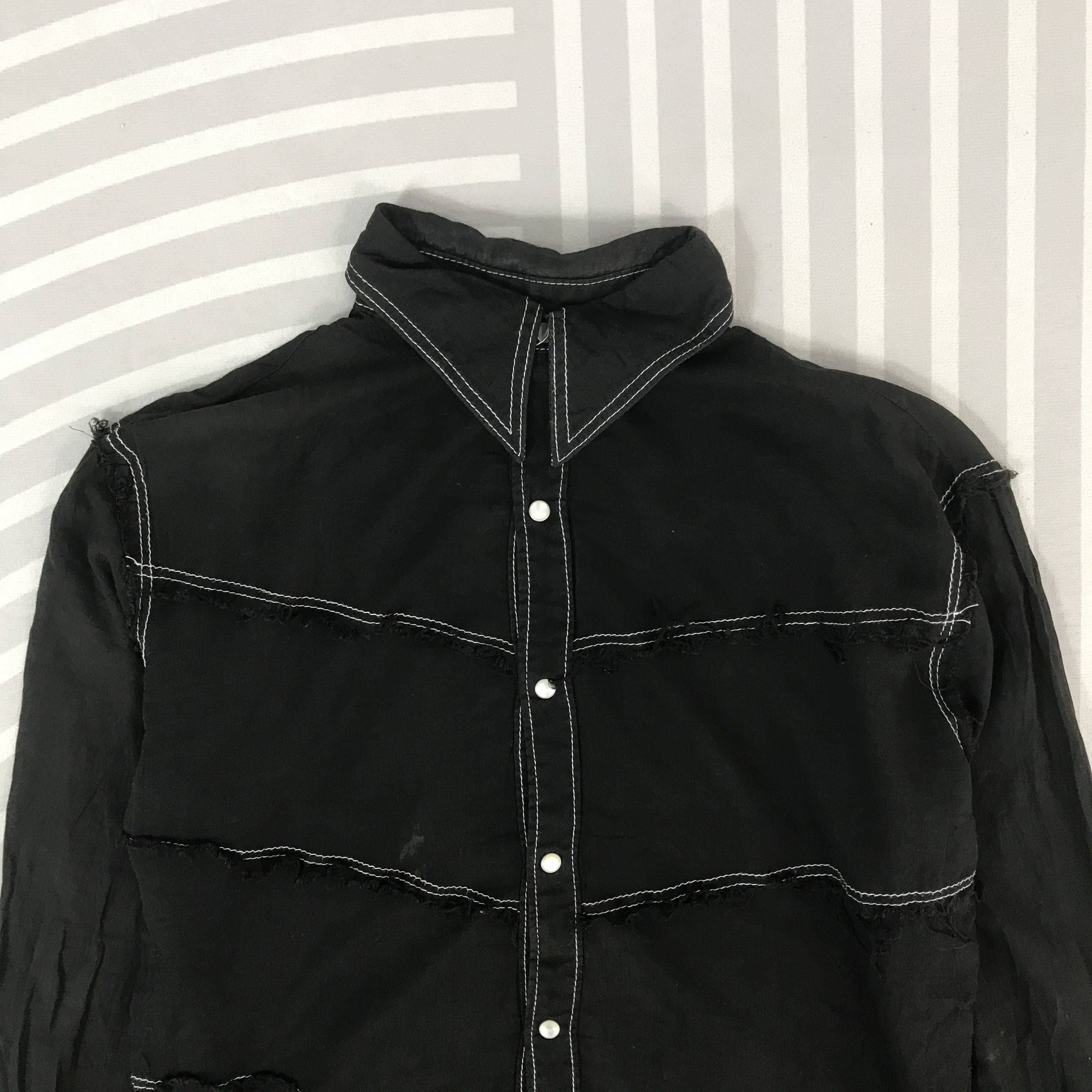 Japanese Brand Vintage Serious Los Angles gothic design punk shirtK44B57 Size US M / EU 48-50 / 2 - 2 Thumbnail