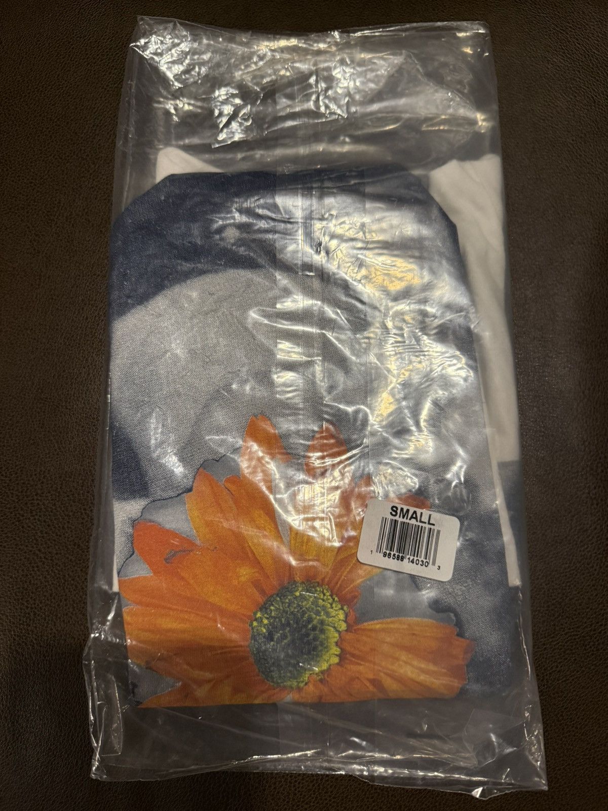 Band Tees The Kid Laroi band tee, Men’s Small, Brand New! Authentic! Size US S / EU 44-46 / 1 - 8 Thumbnail