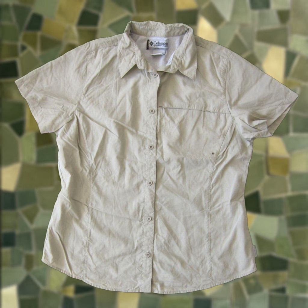 Vintage Columbia Nylon Beige Brown Vent Zip Pocket Button Down Short Sleeve Blouse XL Size XL / US 12-14 / IT 48-50 - 1 Thumbnail