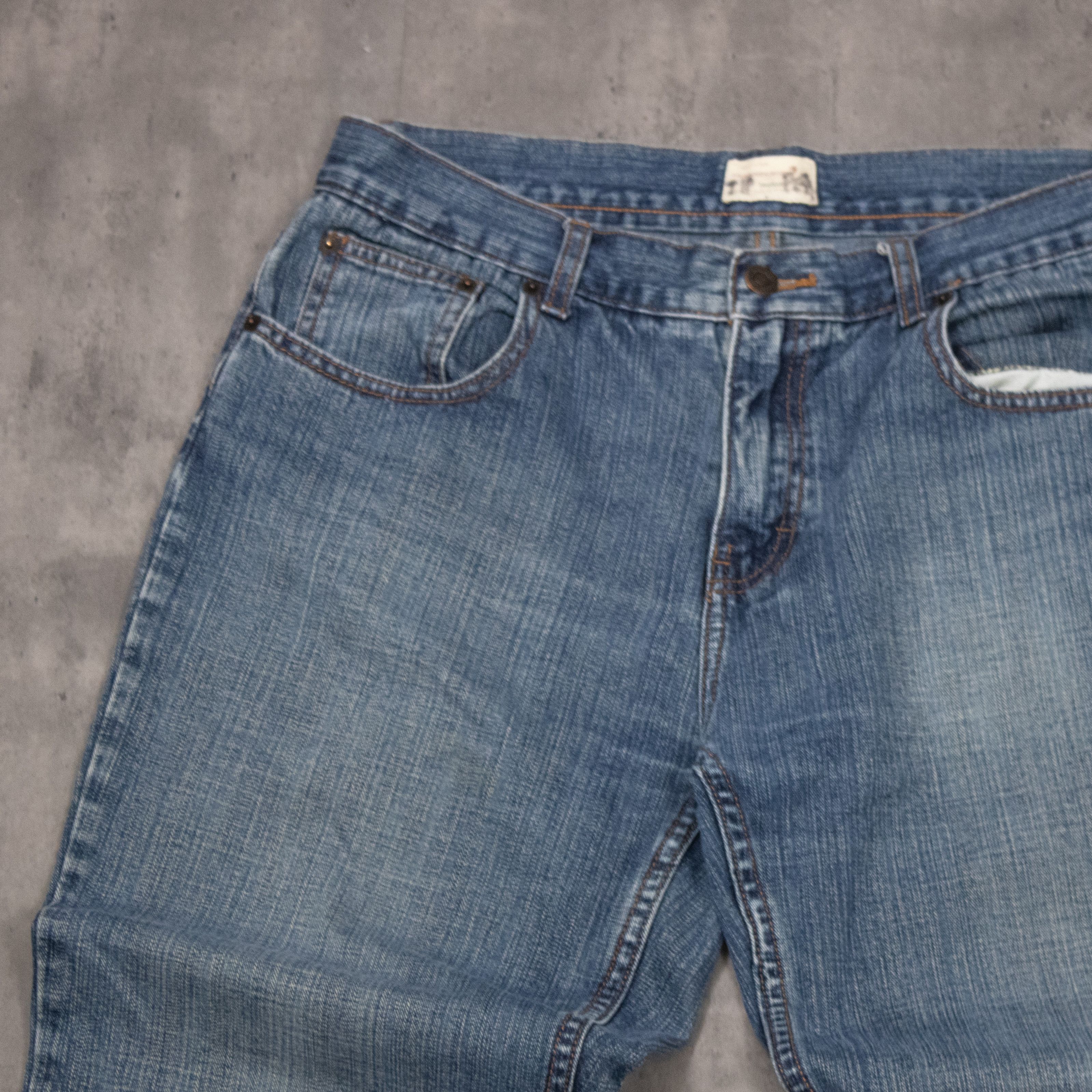 Japanese Brand Vintage Y2K Bluenotes Baggy Mid Wash Wide Leg Denim Jeans Size US 34 / EU 50 - 8 Thumbnail