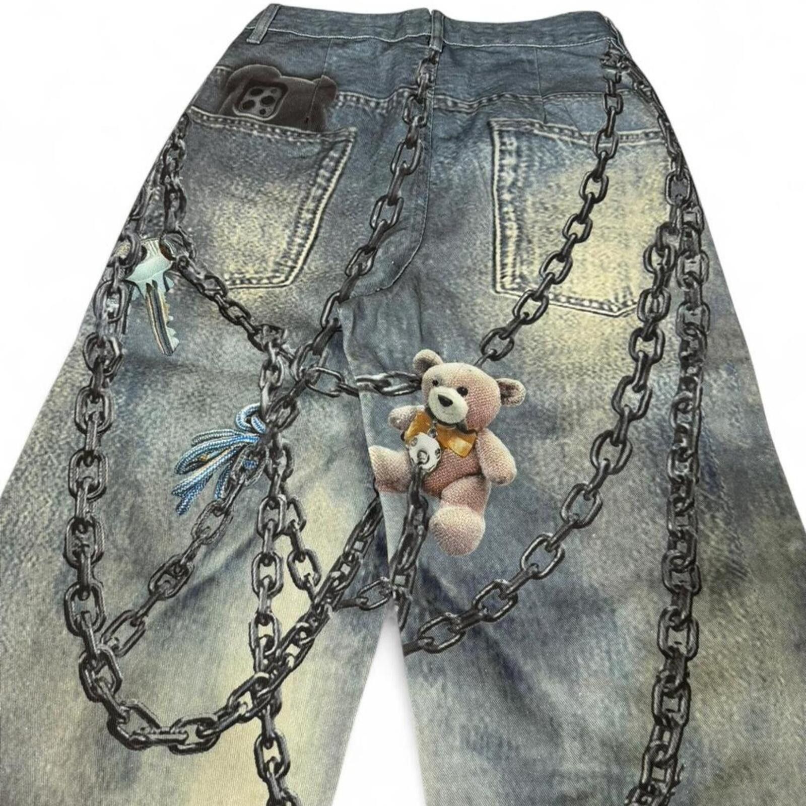 True Religion Blue denim with chain details and heart charm print design Size 28" / US 6 / IT 42 - 4 Thumbnail