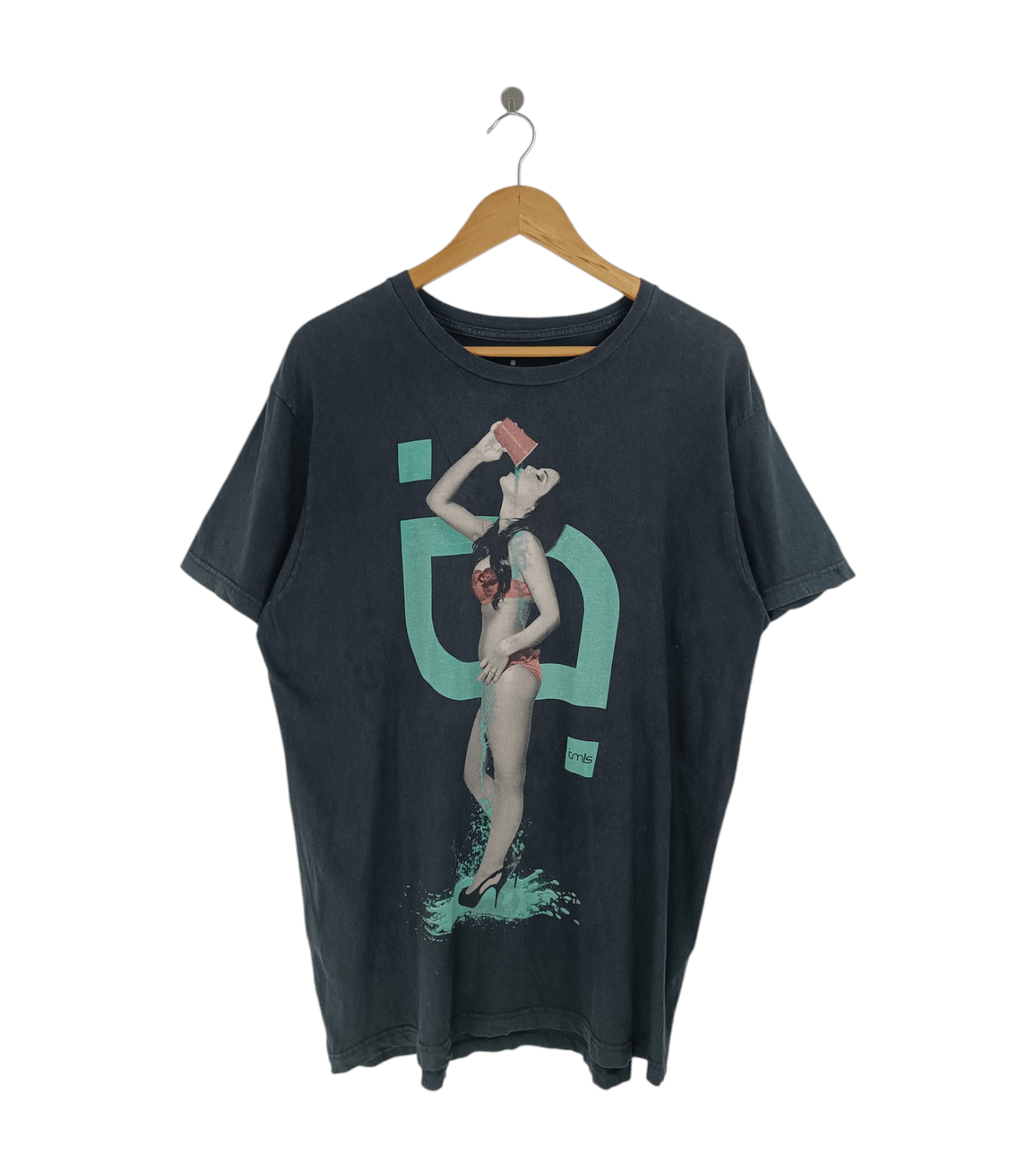 Vintage VINTAGE FADED TOO MANY LOOSE STRINGS SEXY HUMOR DRINKS TEE Size US L / EU 52-54 / 3 - 1 Thumbnail