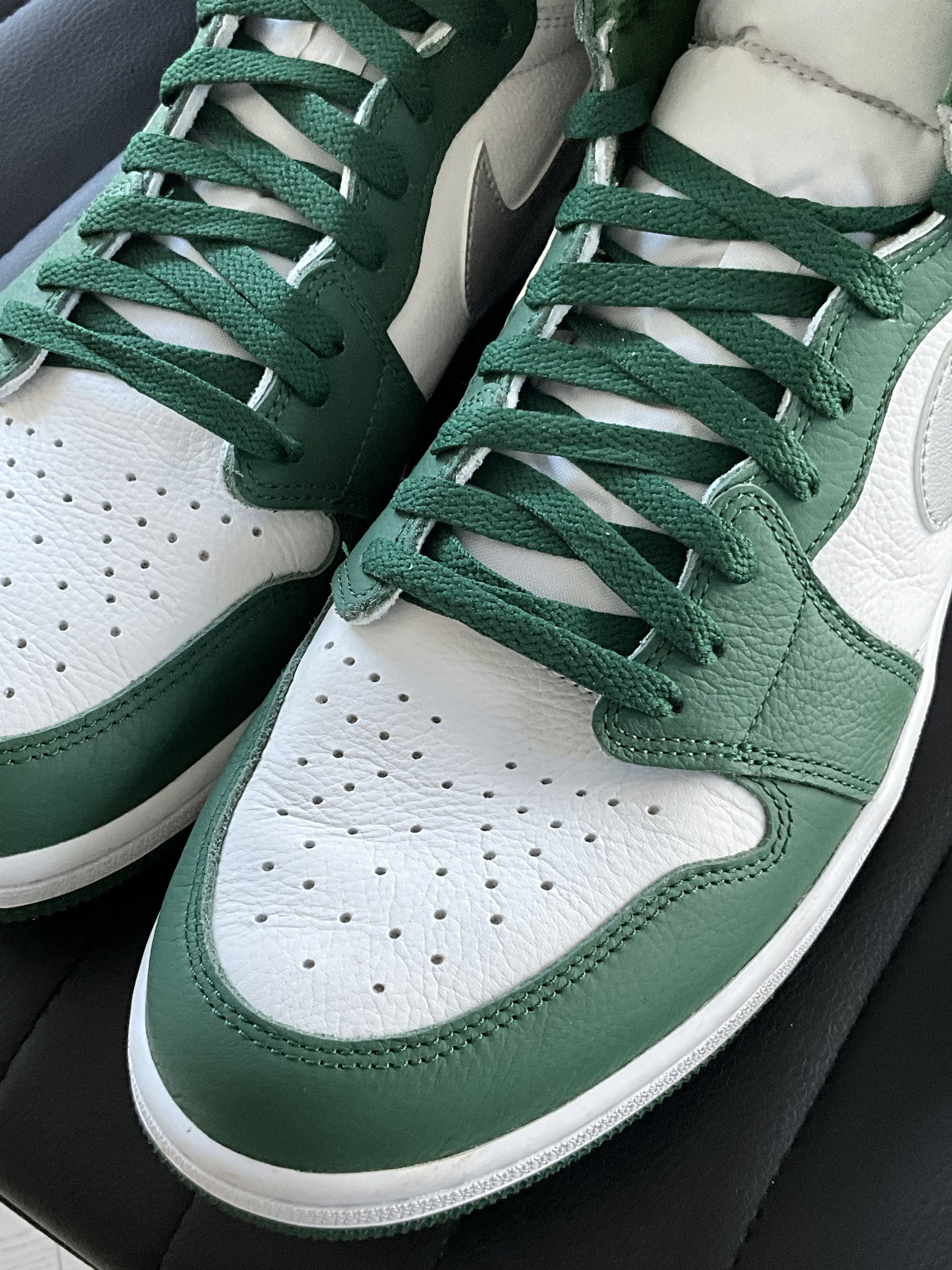 Nike PREOWNED AIR JORDAN 1 RETRO HIGH OG 14M Size US 14 / EU 47 - 2 Thumbnail