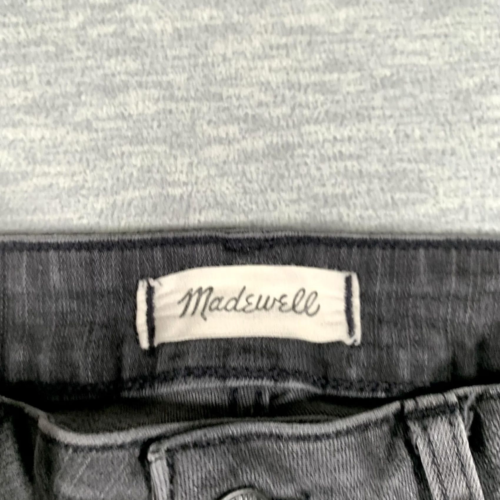 Madewell VINTAGE Madewell Jeans Womens 26 Gray Curvy High Rise Skinny Distressed Raw Hem Denim Size 26" / US 2 / IT 38 - 5 Thumbnail