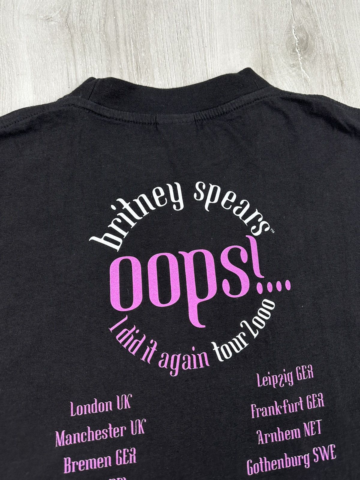Band Tees Vintage 2000 Britney Spears Oops (Ariana Grande Lady Gaga) Size US L / EU 52-54 / 3 - 10 Thumbnail