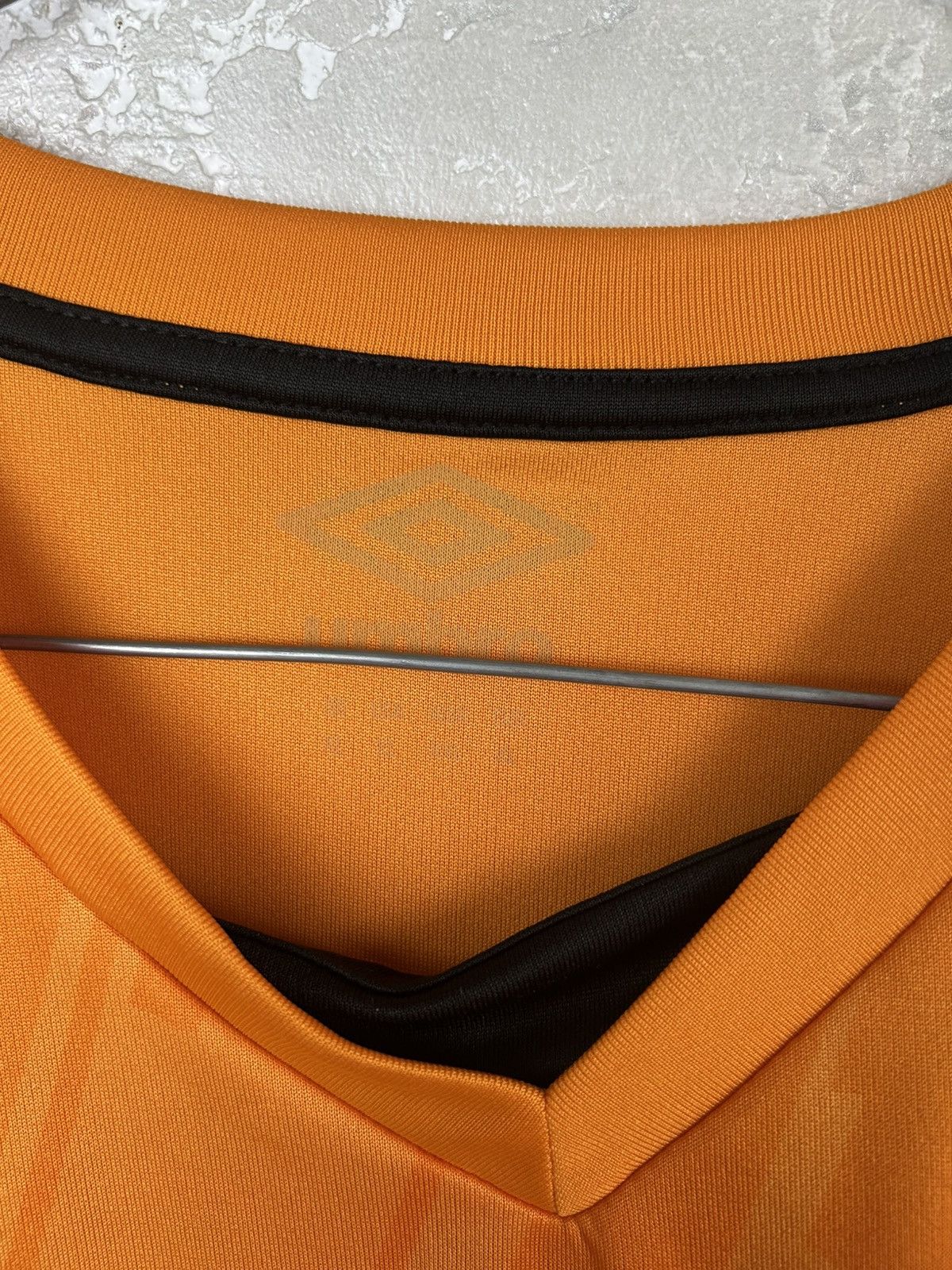 Umbro Umbro Hull City Tigers Football Jersey T-Shirt Size US XL / EU 56 / 4 - 10 Thumbnail