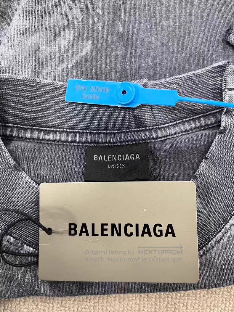 Balenciaga Balenciaga Letter Emblem Embroidered Round Neck Short Slee Size US M / EU 48-50 / 2 - 5 Thumbnail