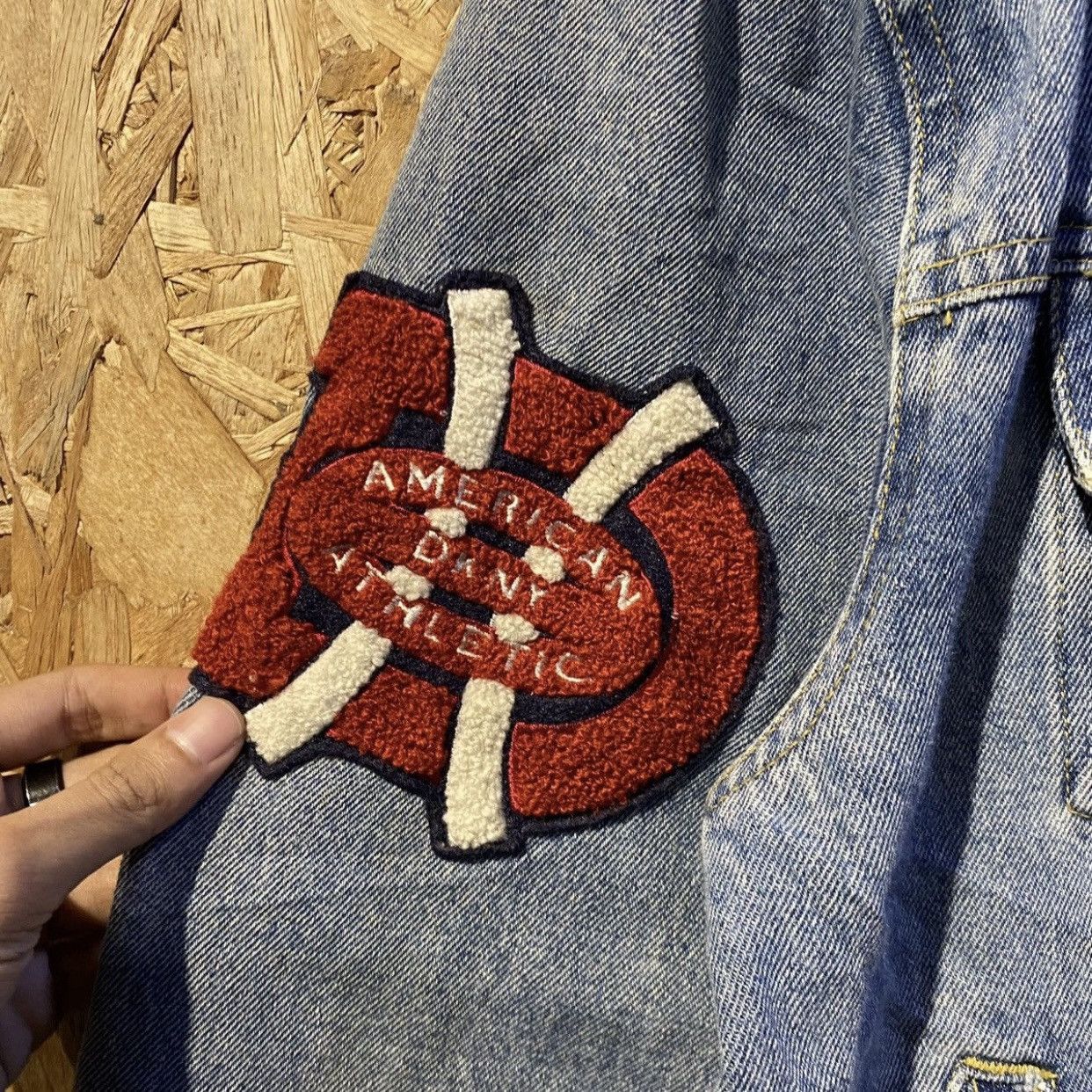 DKNY × Vintage Rare 90s Vintage DKNY AMERICAN ATHLETIC NYC Jeans Jackets Size US M / EU 48-50 / 2 - 4 Thumbnail