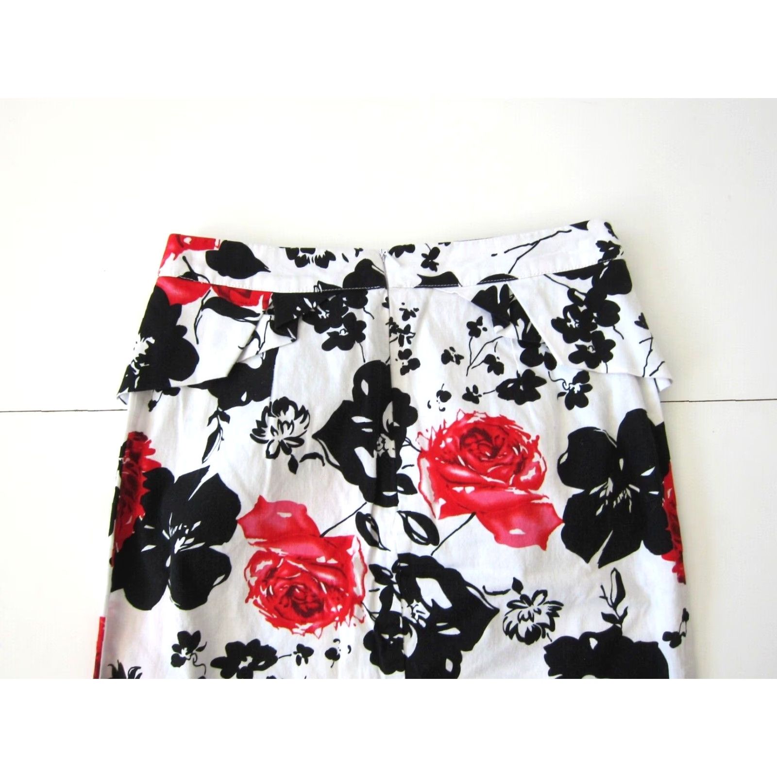 Vintage Grace Karin Skirt Pink Women S Pencil Knee Length Floral Cotton Stretch Rose White Black Size 28" / US 6 / IT 42 - 5 Thumbnail