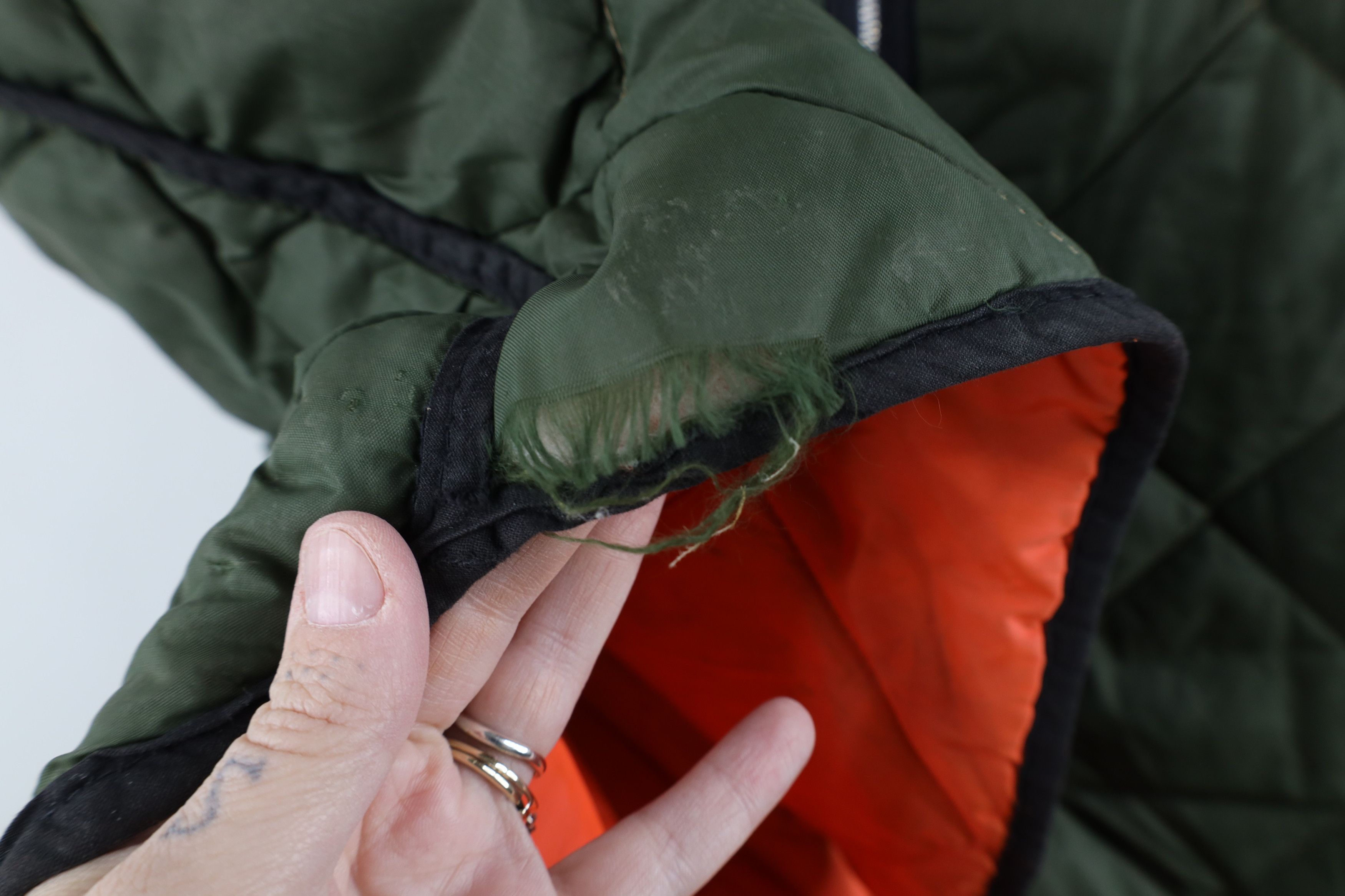 Vintage Vintage 70s Streetwear Reversible Puffer Vest Jacket USA Size US XXL / EU 58 / 5 - 15 Thumbnail