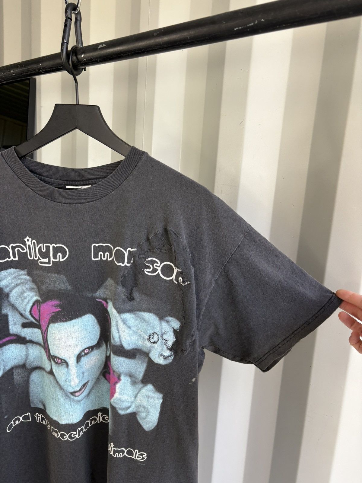 Marilyn Manson Vintage Marilyn Manson Shirt Distressed Faded GRUNGE Band Size US XL / EU 56 / 4 - 4 Thumbnail