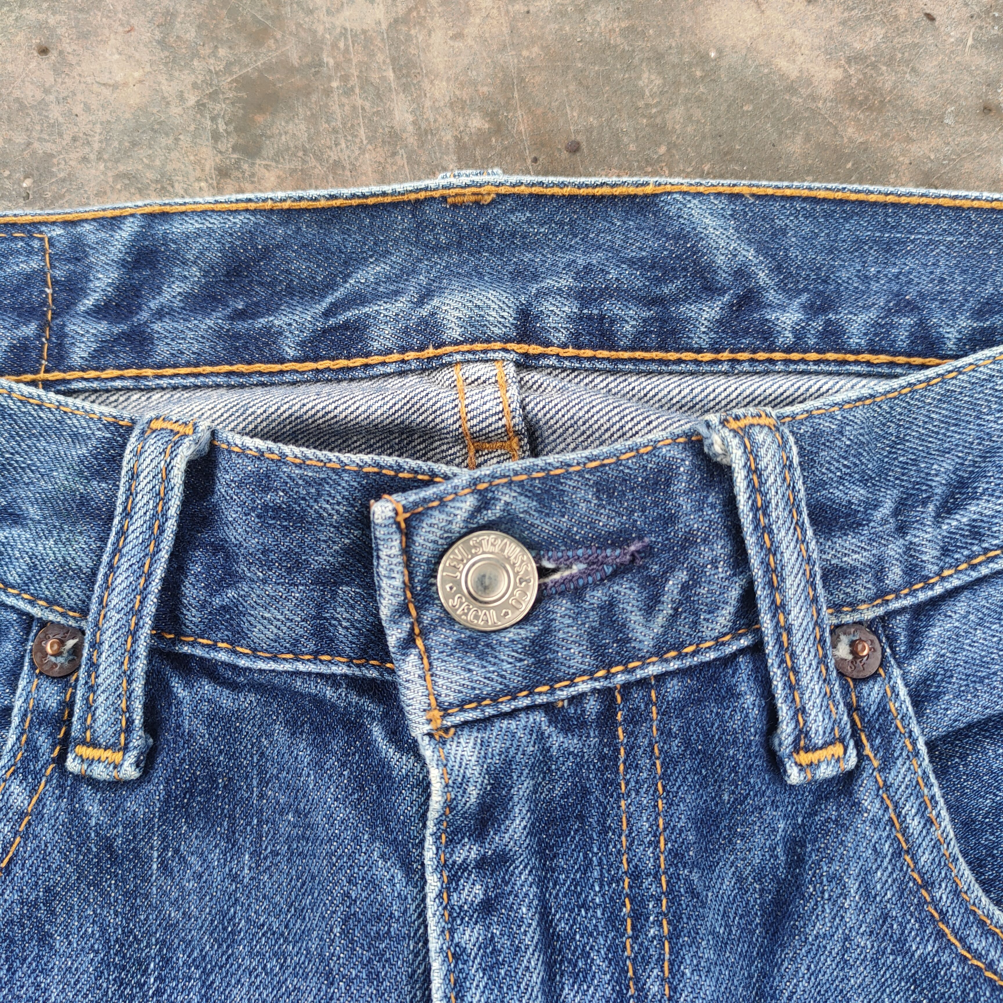 Levi's Vintage Clothing W33 VINTAGE LEVI'S 505 FADED RIPPED JEANS DENIM PANTS Size US 33 - 6 Thumbnail